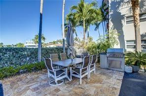 3121 NE 51st St 106E