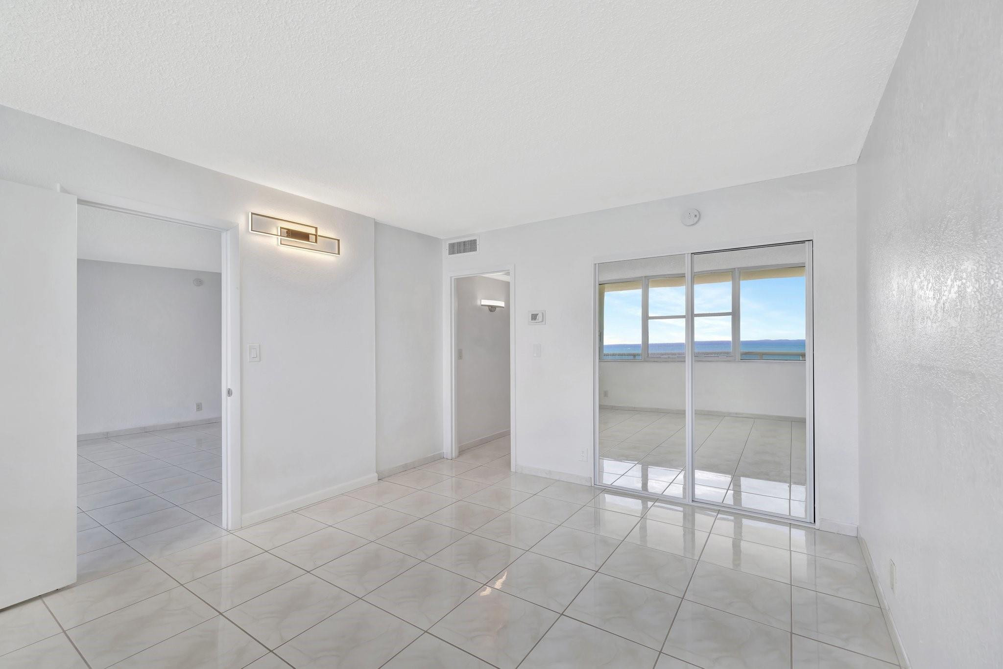 3140 S Ocean Dr 2105