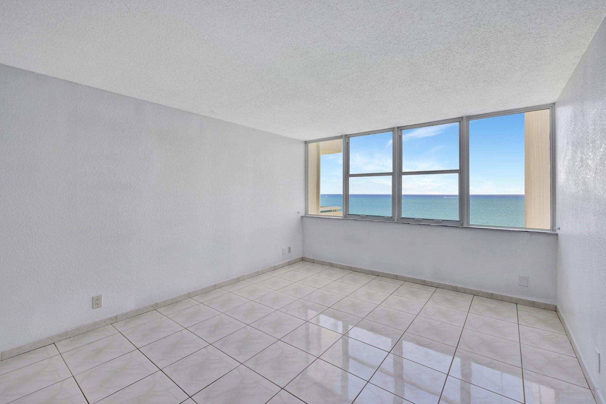 3140 S Ocean Dr 2105