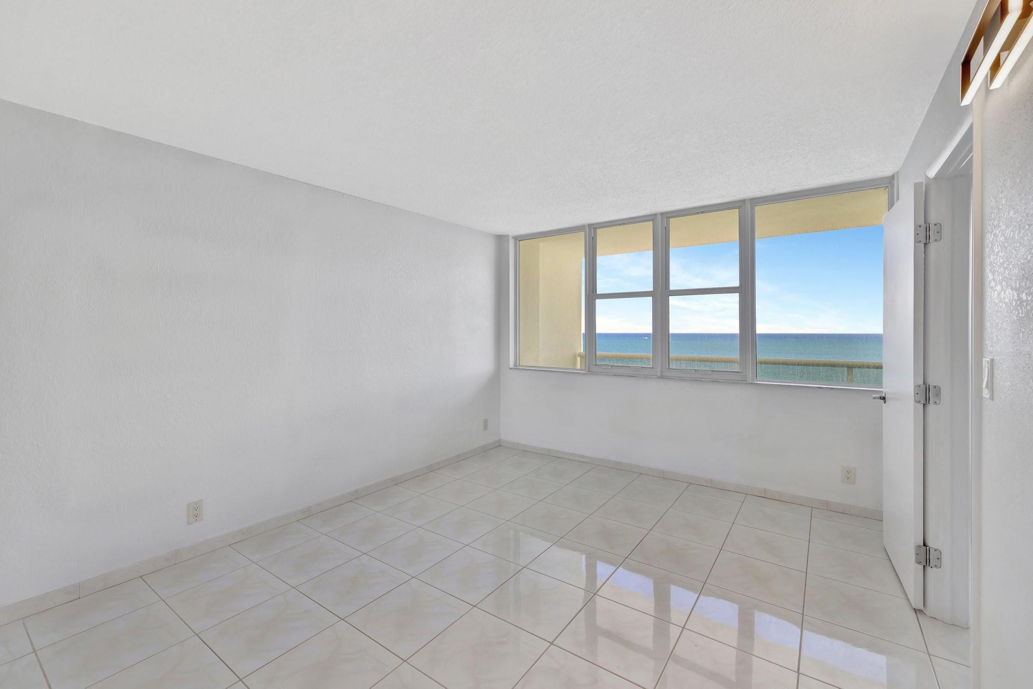 3140 S Ocean Dr 2105