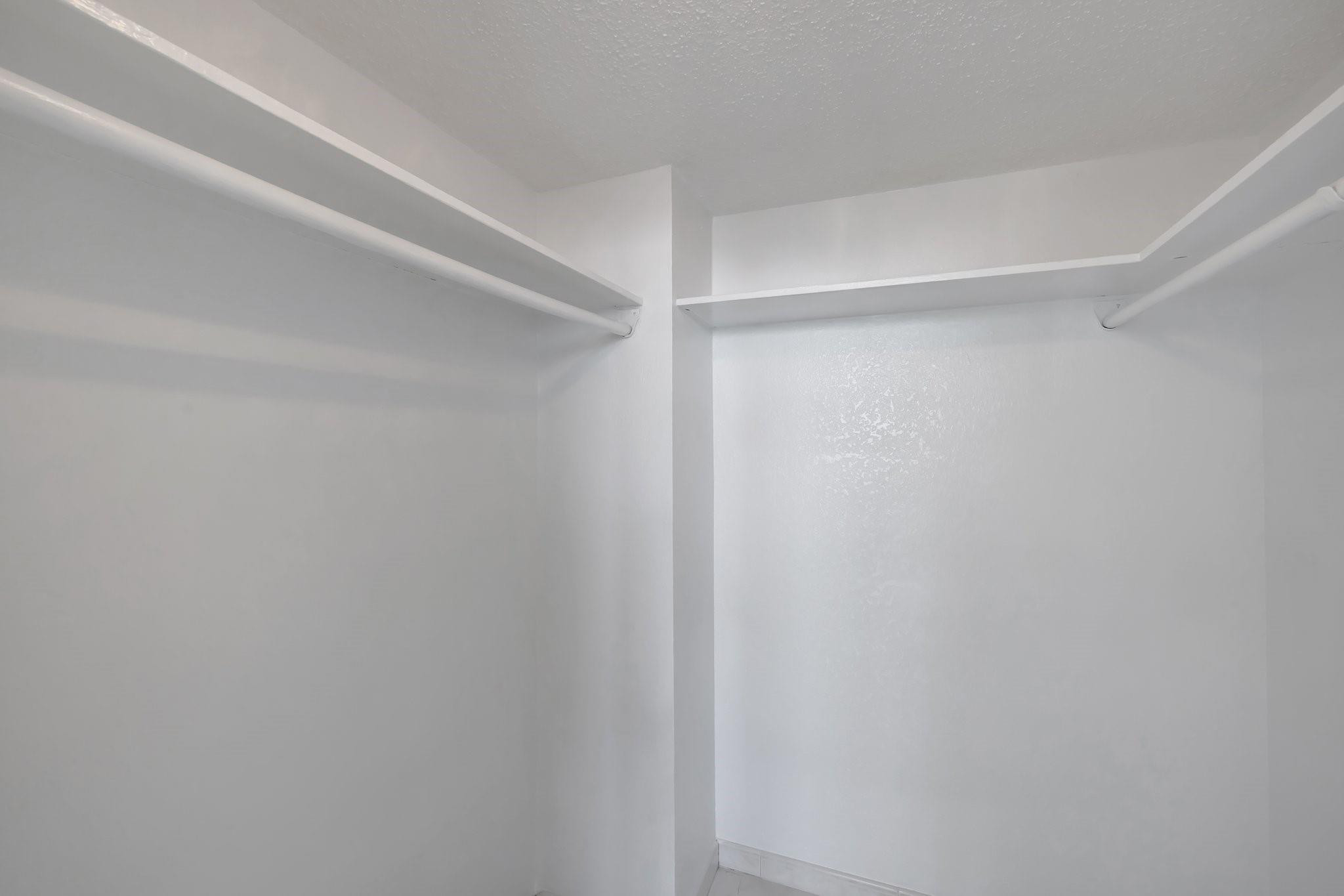 3140 S Ocean Dr 2105