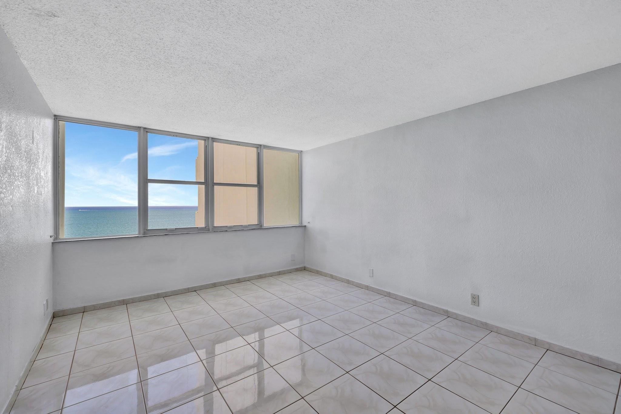 3140 S Ocean Dr 2105