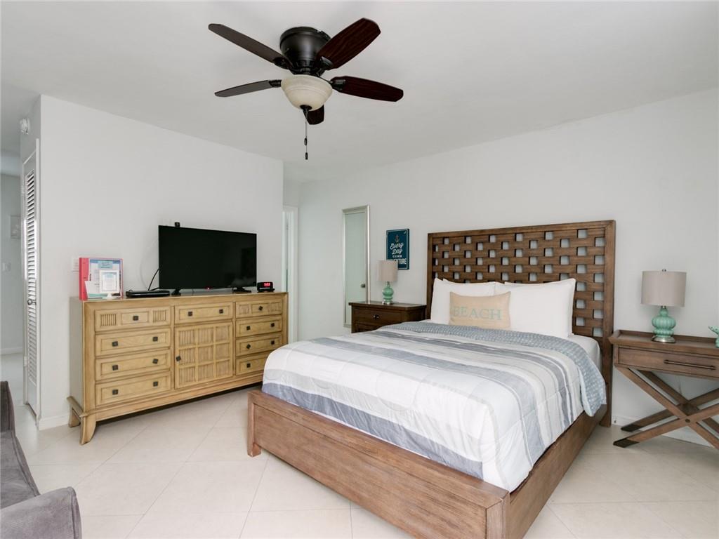 4213 El Mar Dr