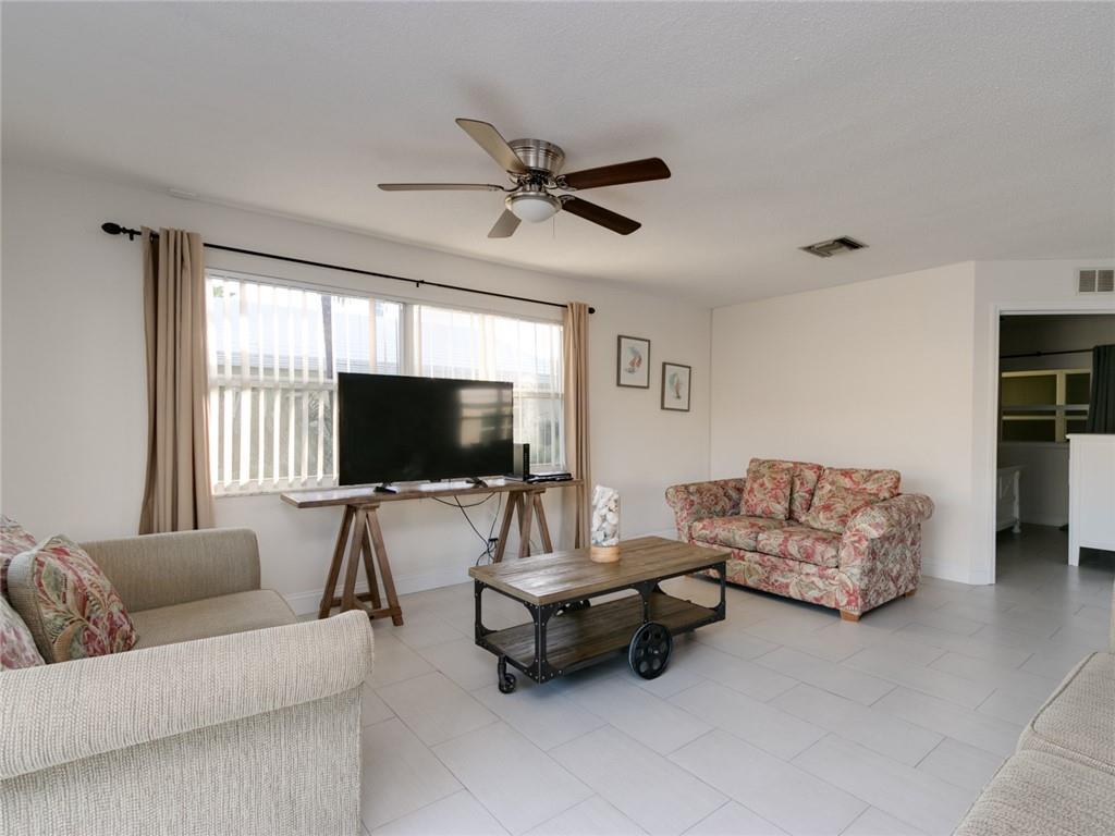 4213 El Mar Dr