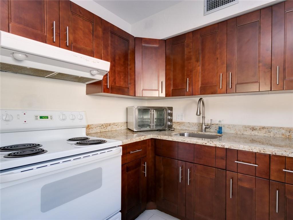 4213 El Mar Dr