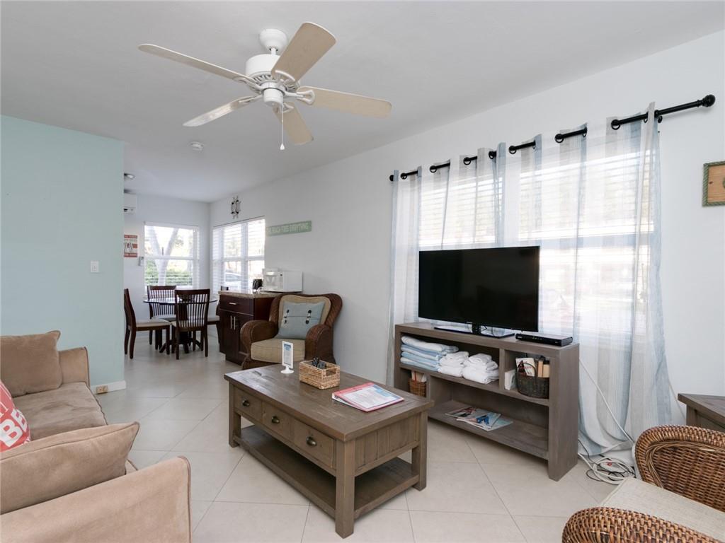 4213 El Mar Dr