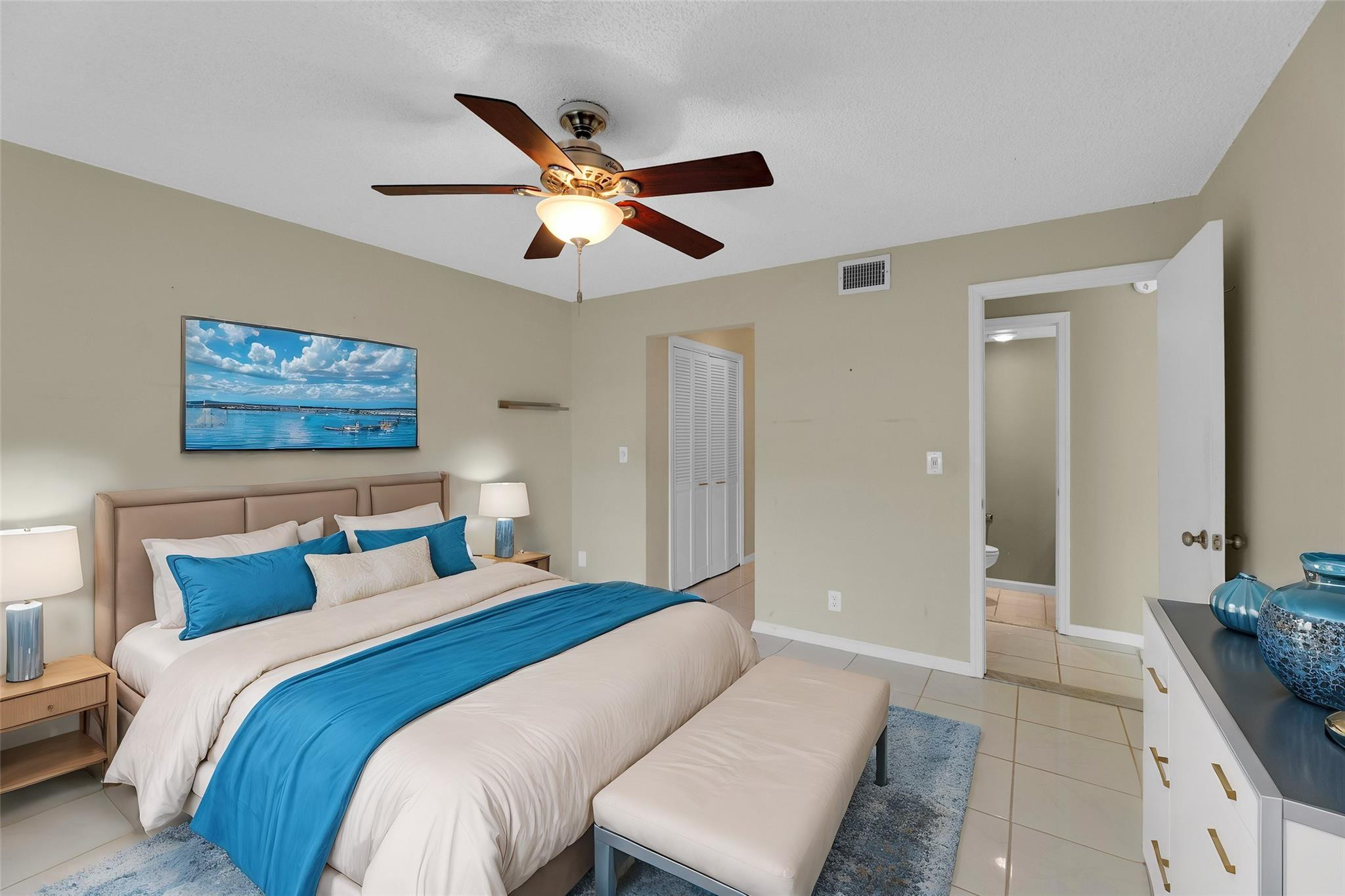 6507 Bay Club Drive 6507-1