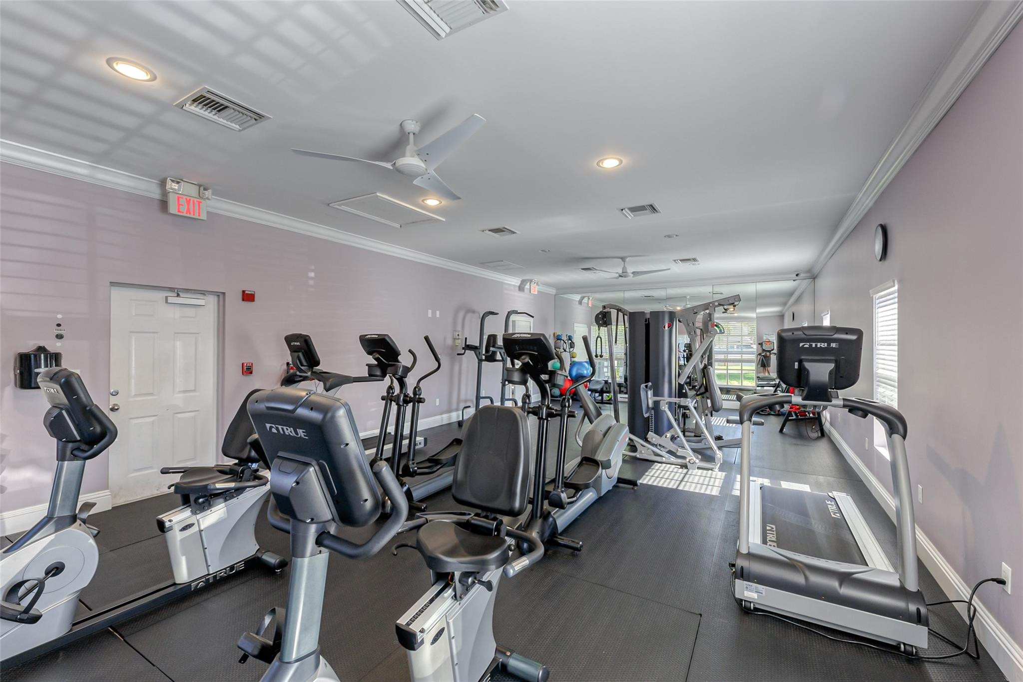 6507 Bay Club Drive 6507-1