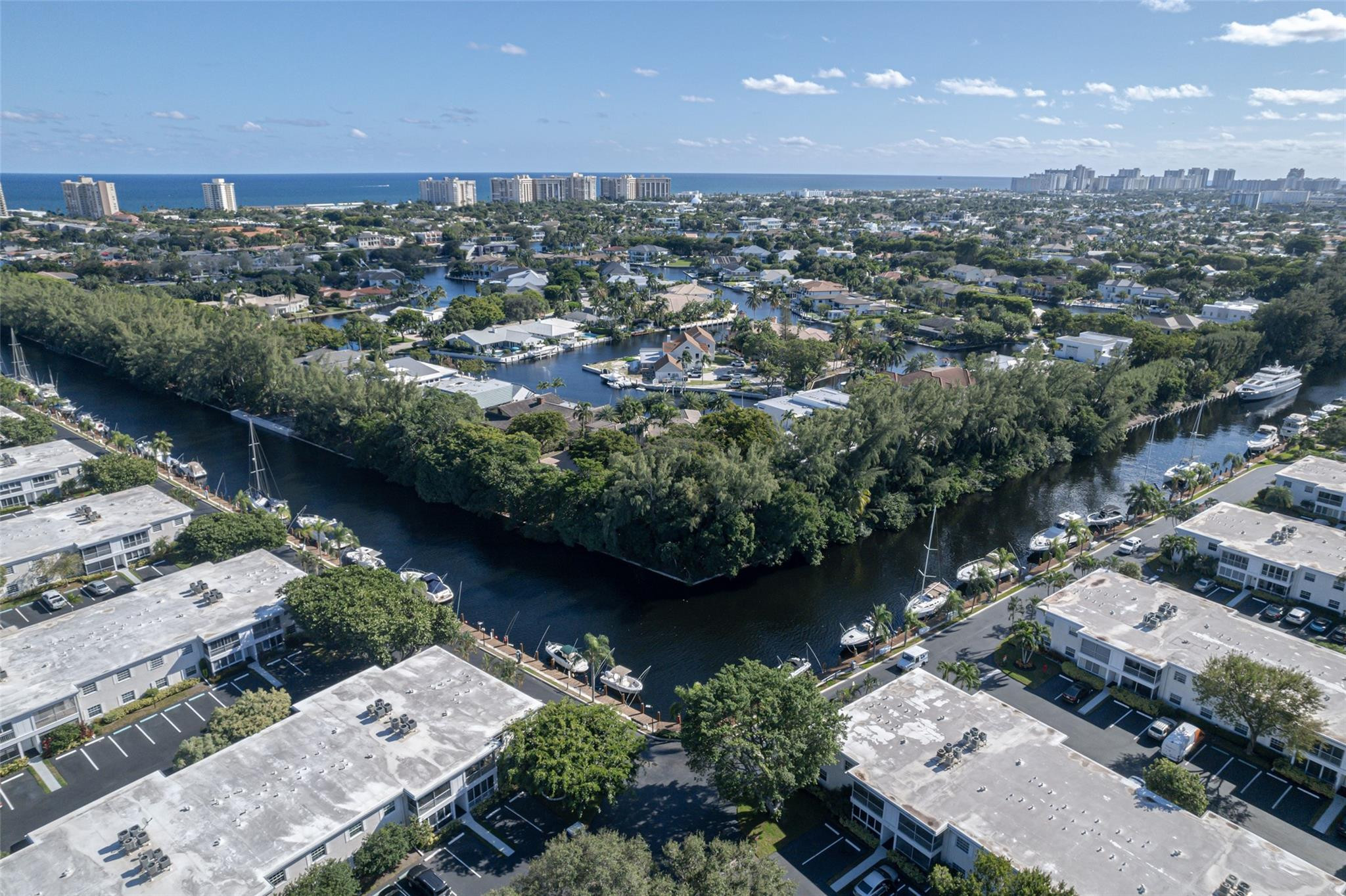 6507 Bay Club Drive 6507-1