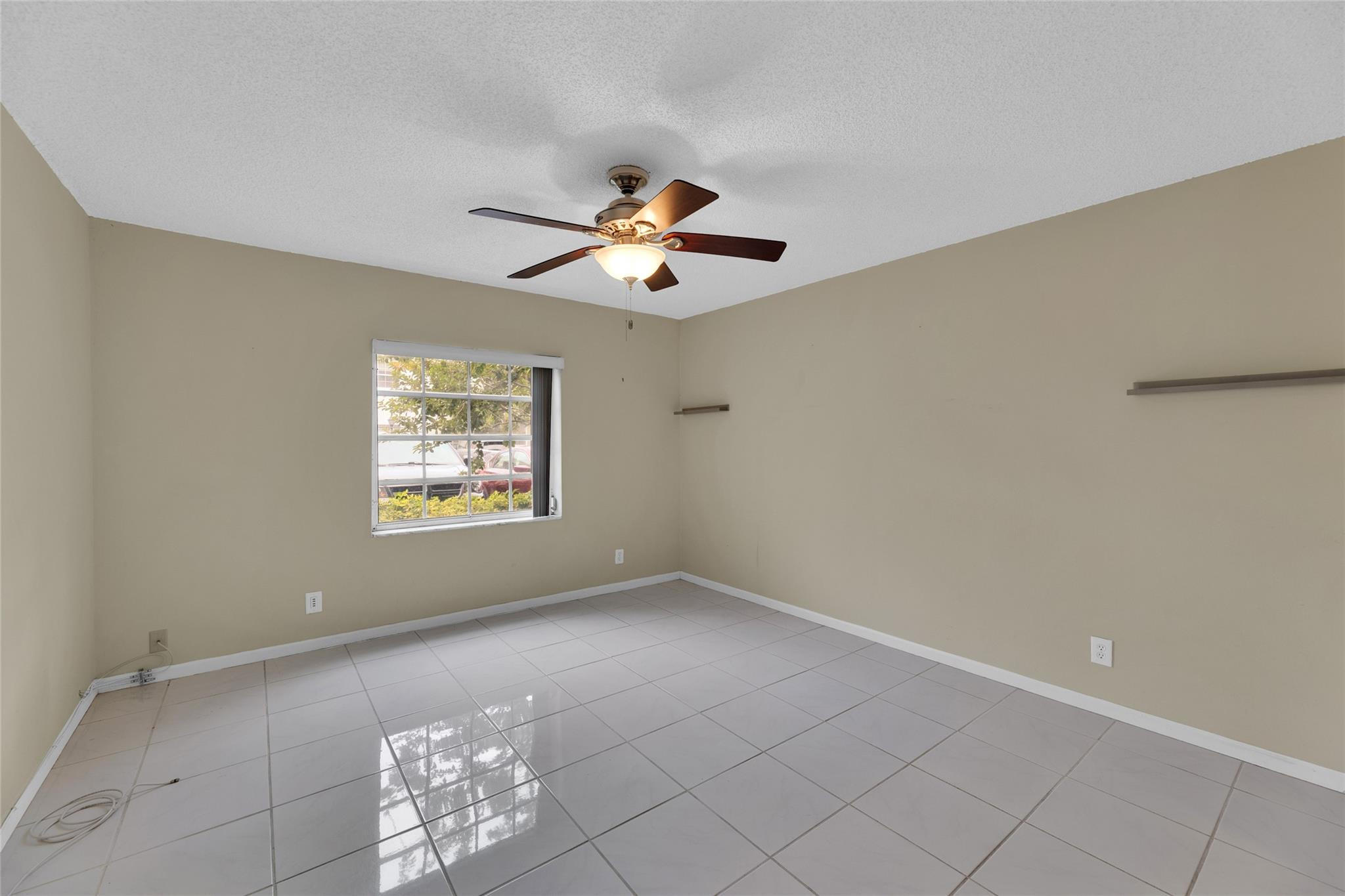 6507 Bay Club Drive 6507-1