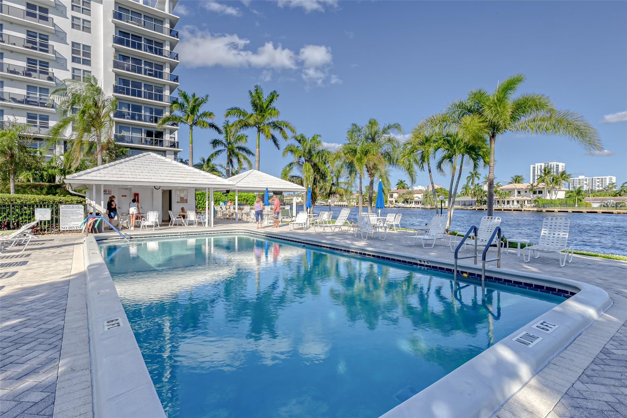 6507 Bay Club Drive 6507-1
