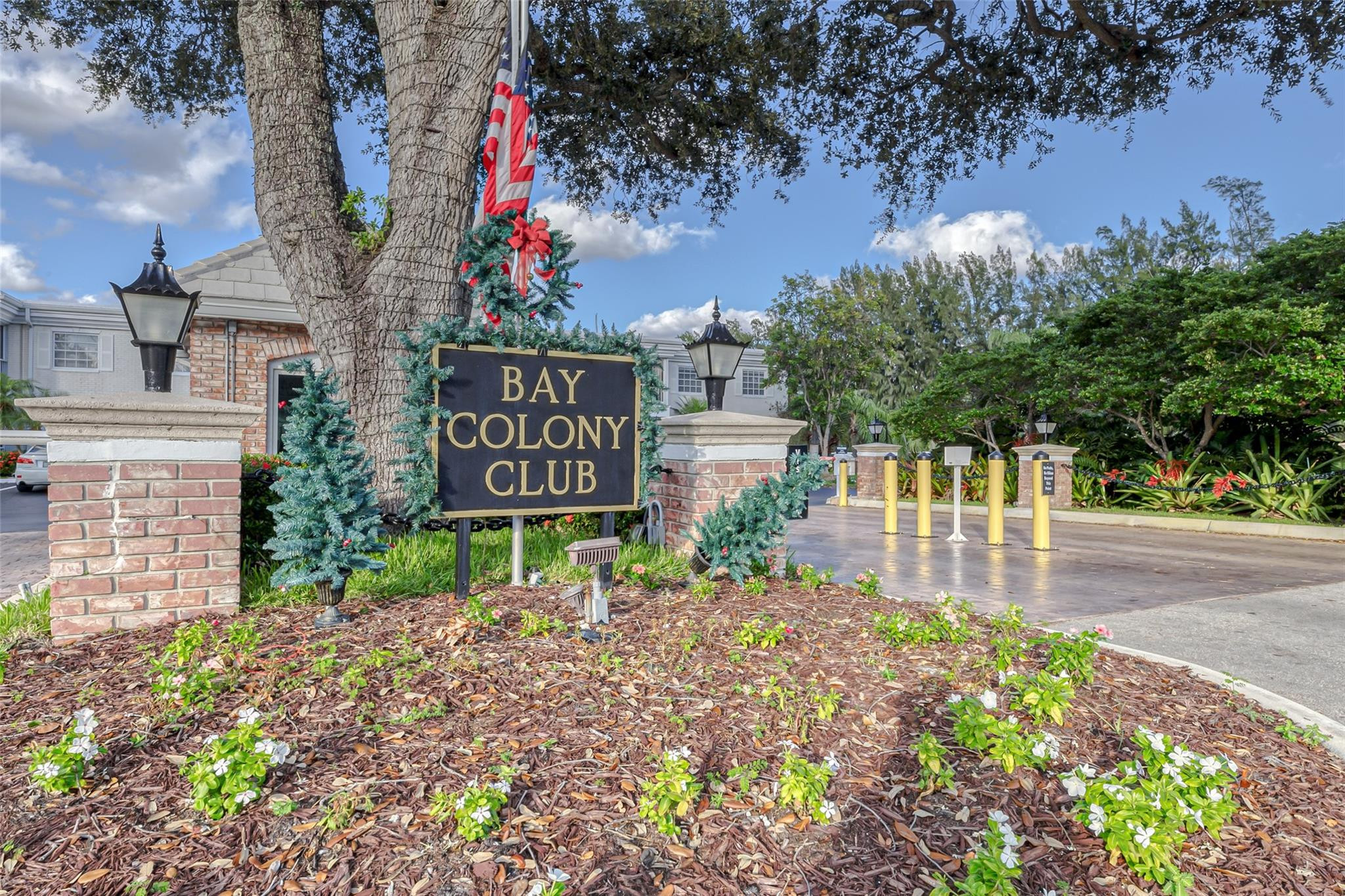 6507 Bay Club Drive 6507-1