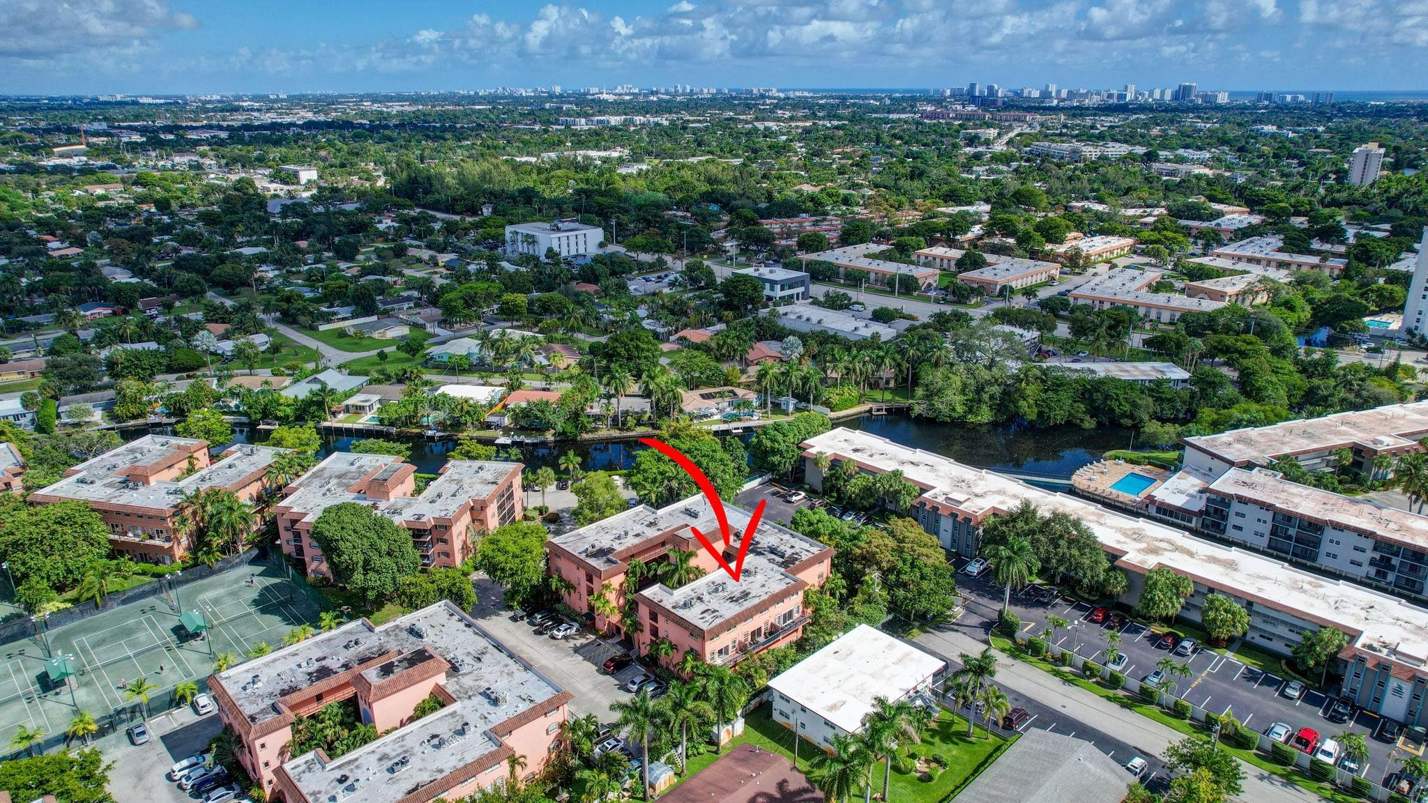 640 Tennis Club Dr 111