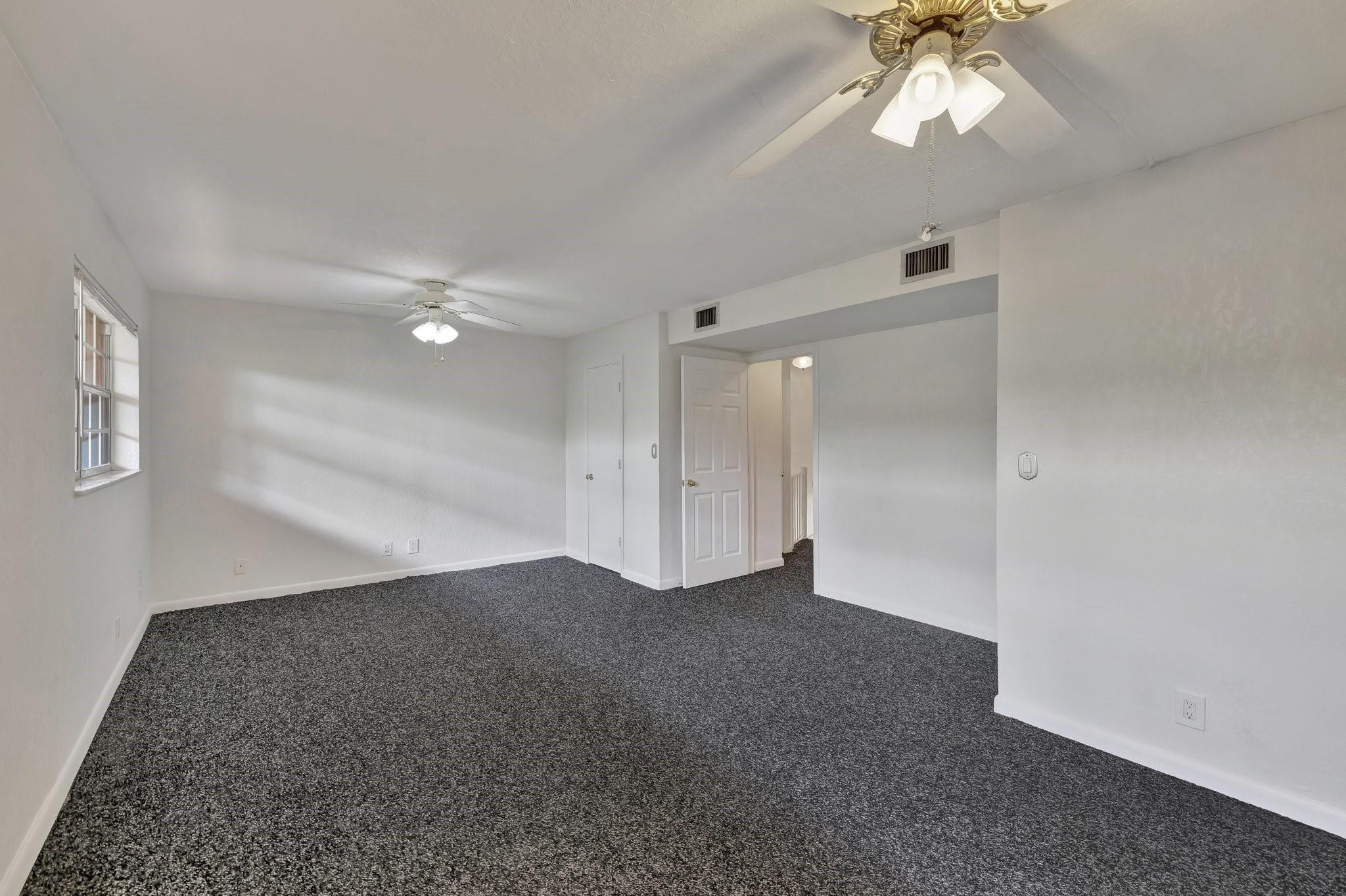 640 Tennis Club Dr 111