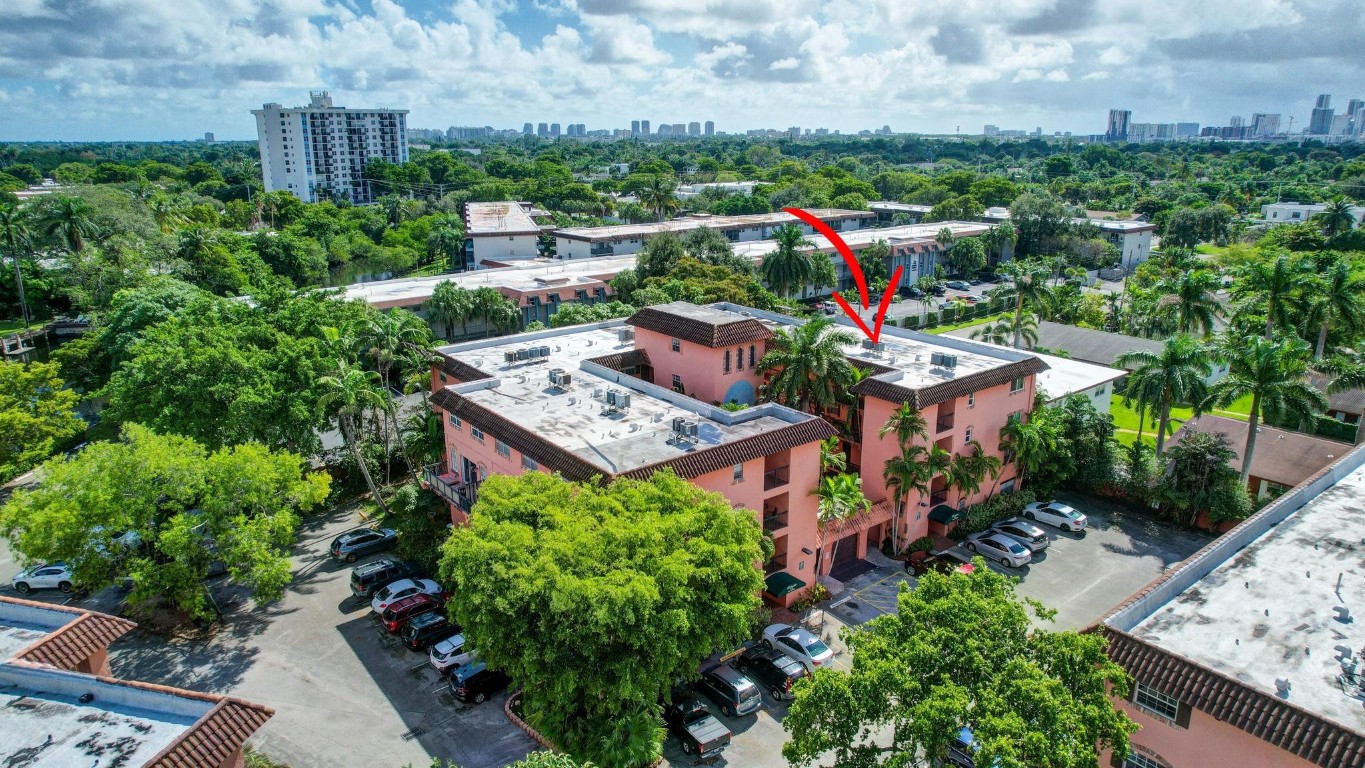 640 Tennis Club Dr 111