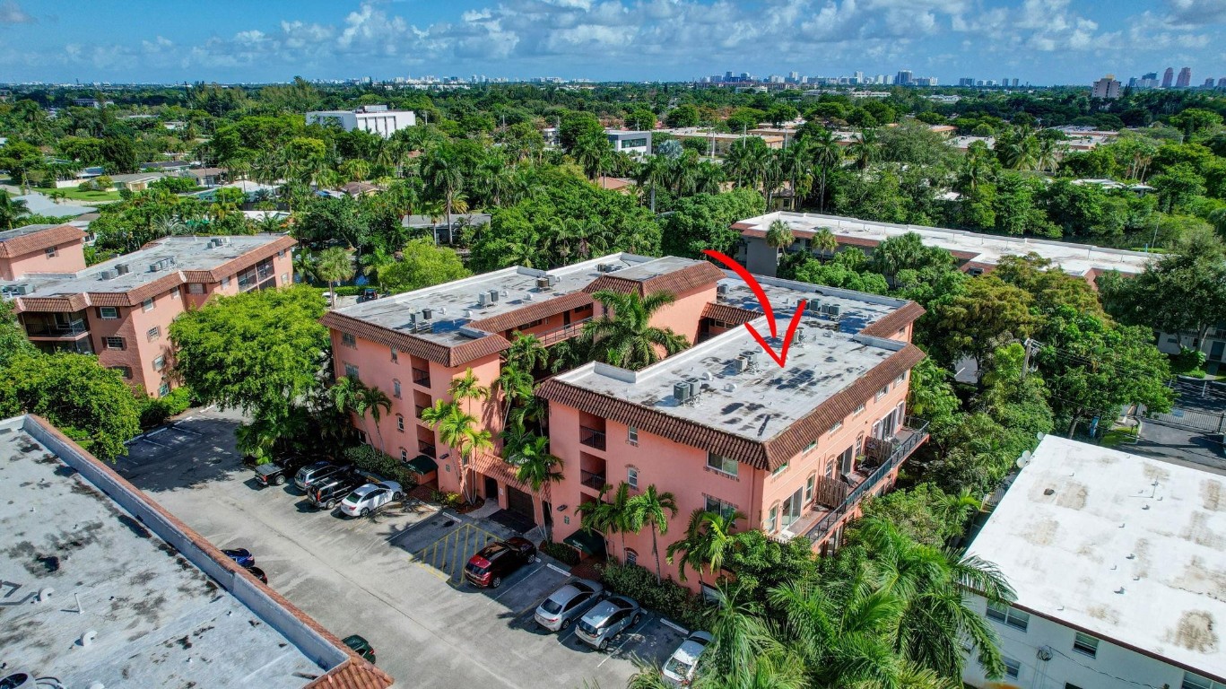 640 Tennis Club Dr 111