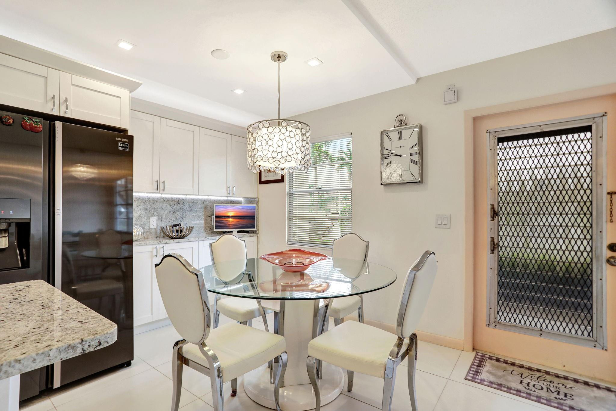 1069 Guildford D 1069