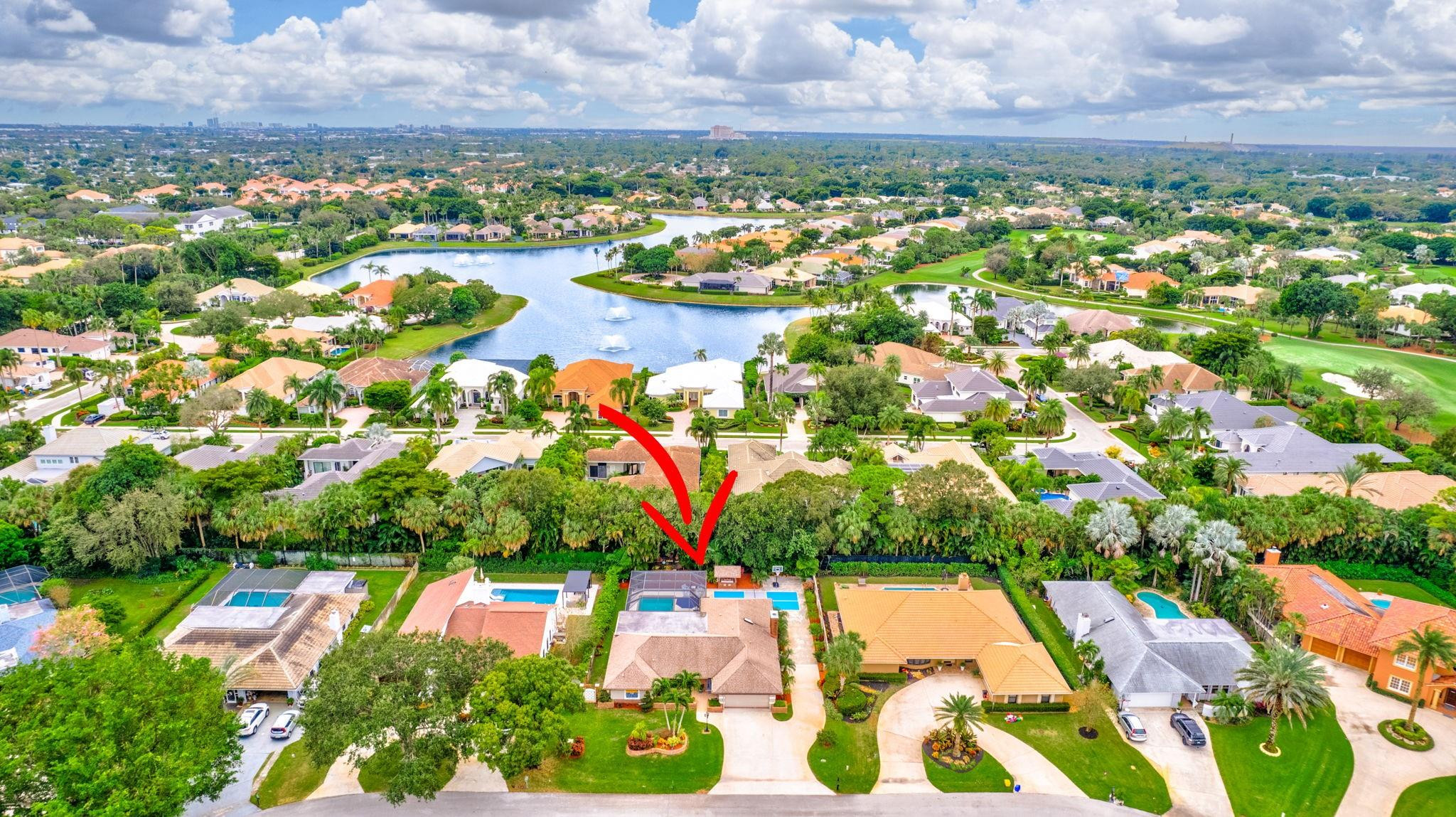 9022 Gardens Glen Cir