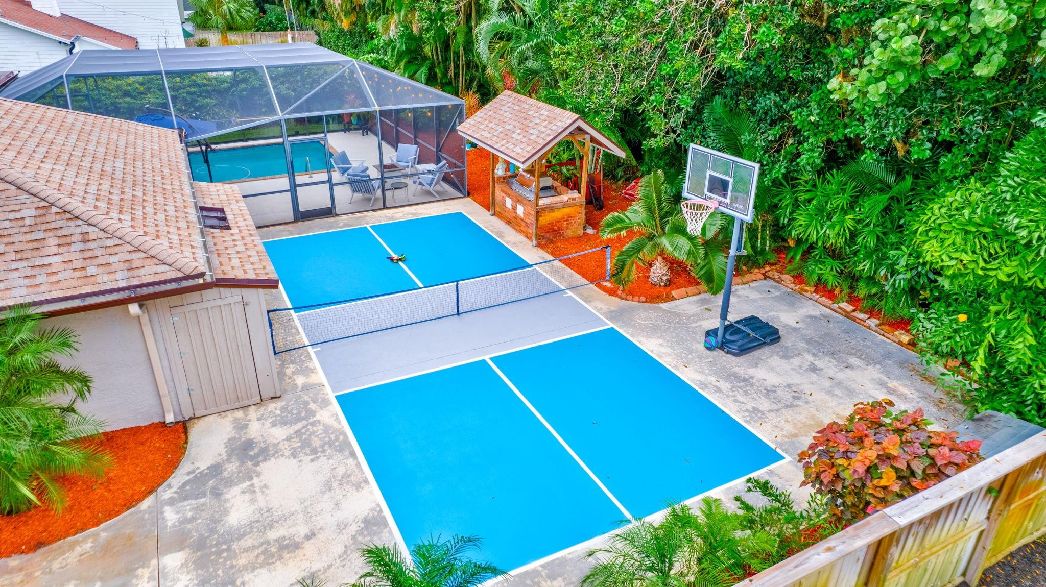 9022 Gardens Glen Cir