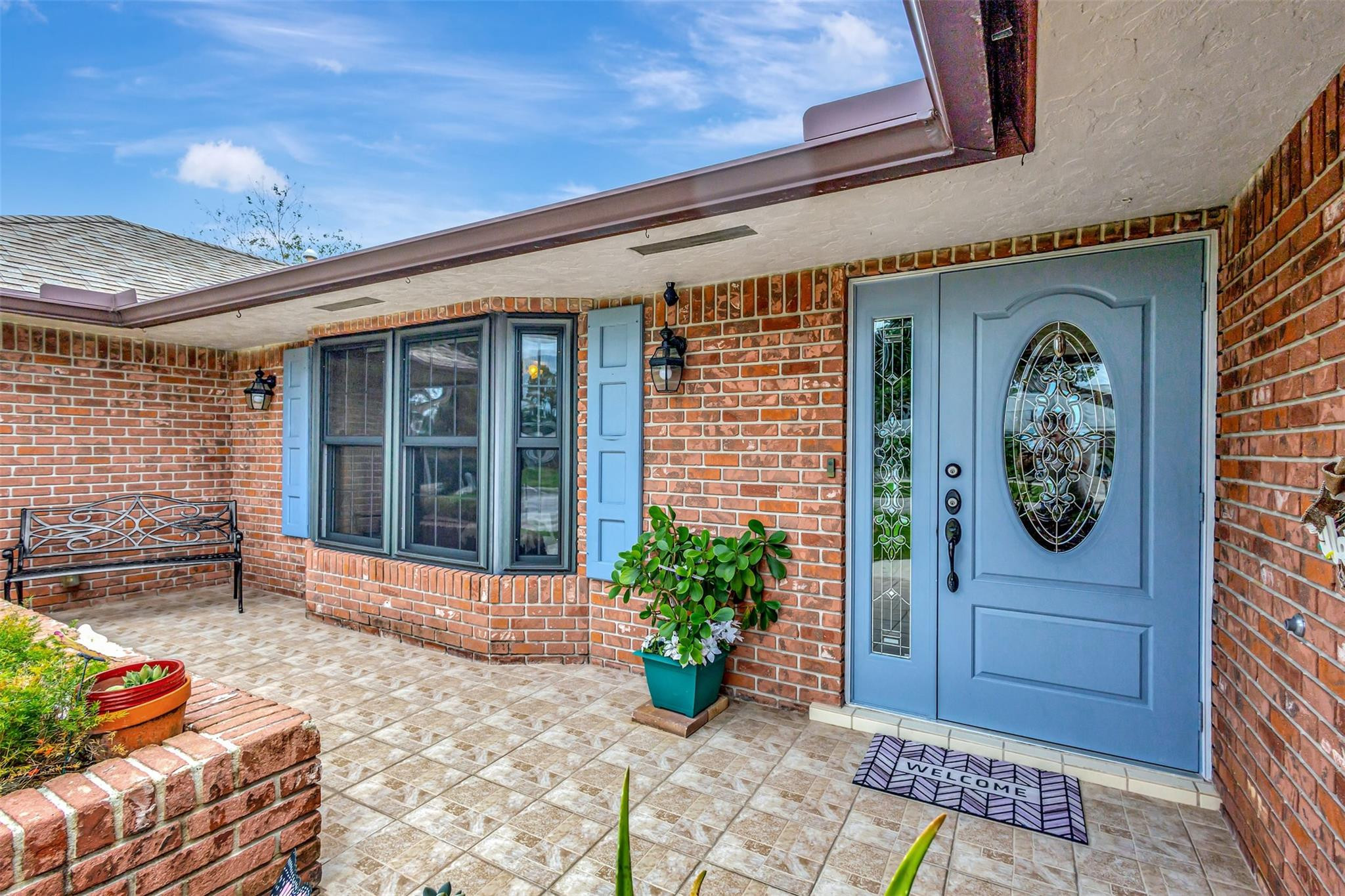 9022 Gardens Glen Cir
