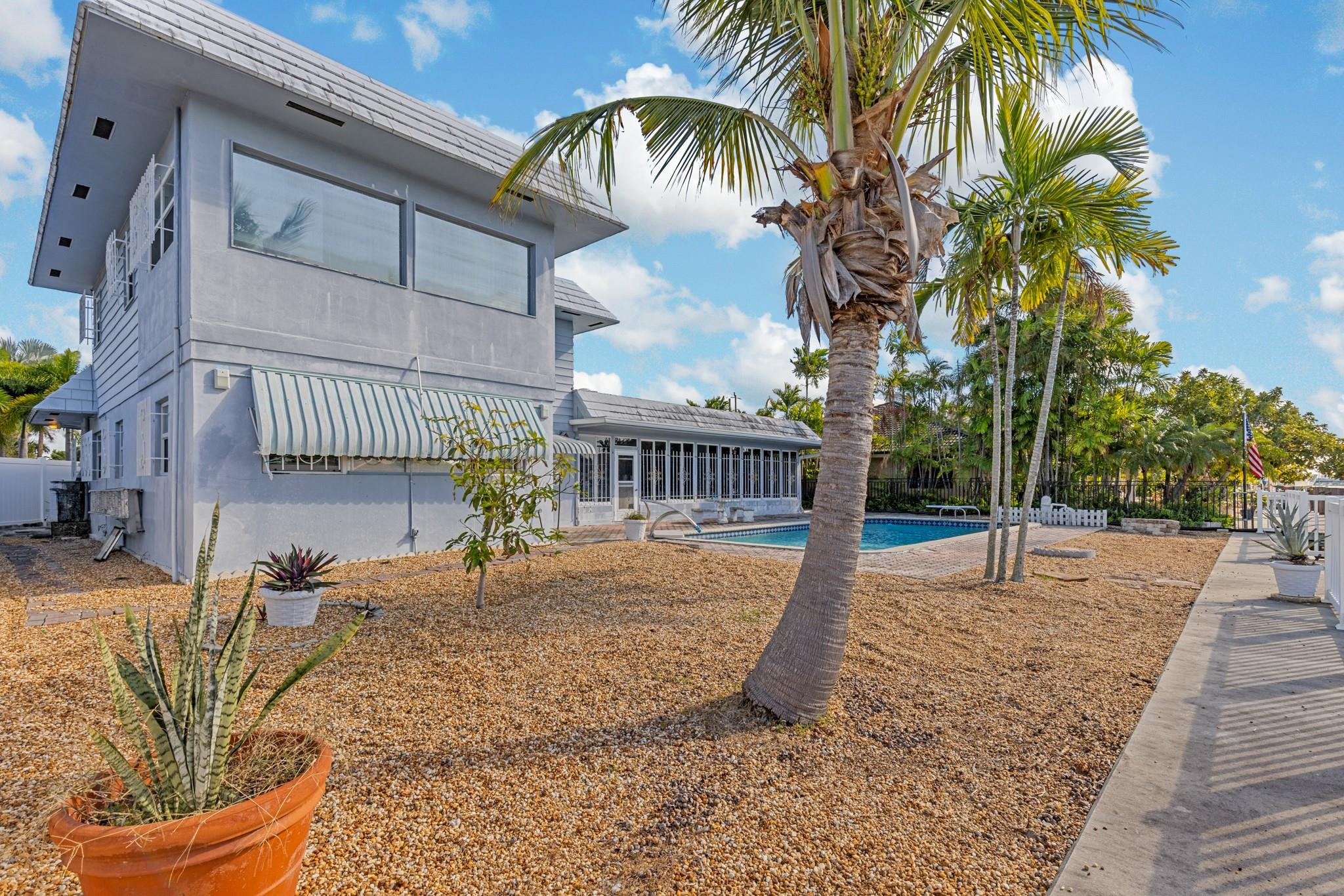4621 W Tradewinds Avenue, Lauderdale-By-The-Sea