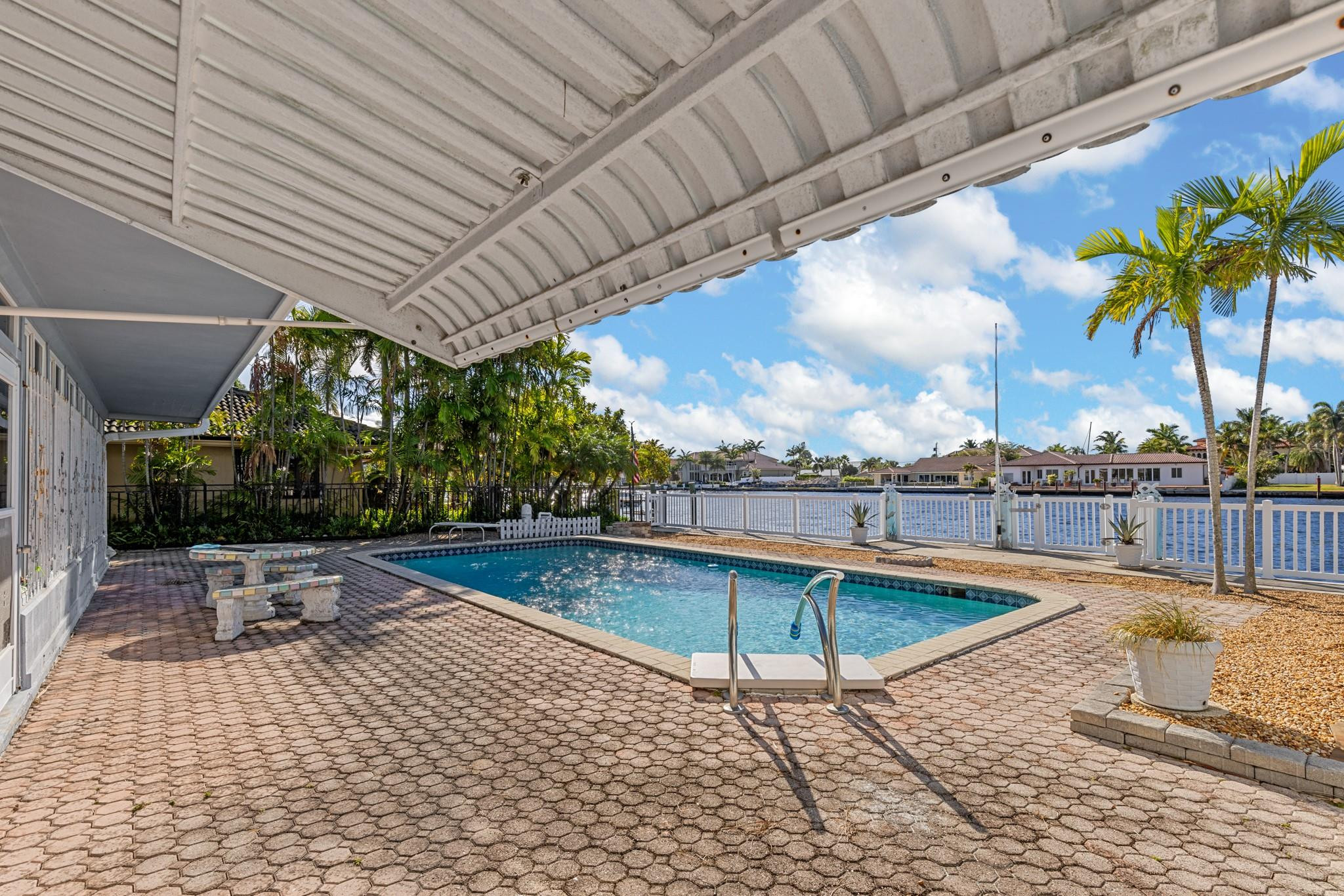 4621 W Tradewinds Avenue, Lauderdale-By-The-Sea
