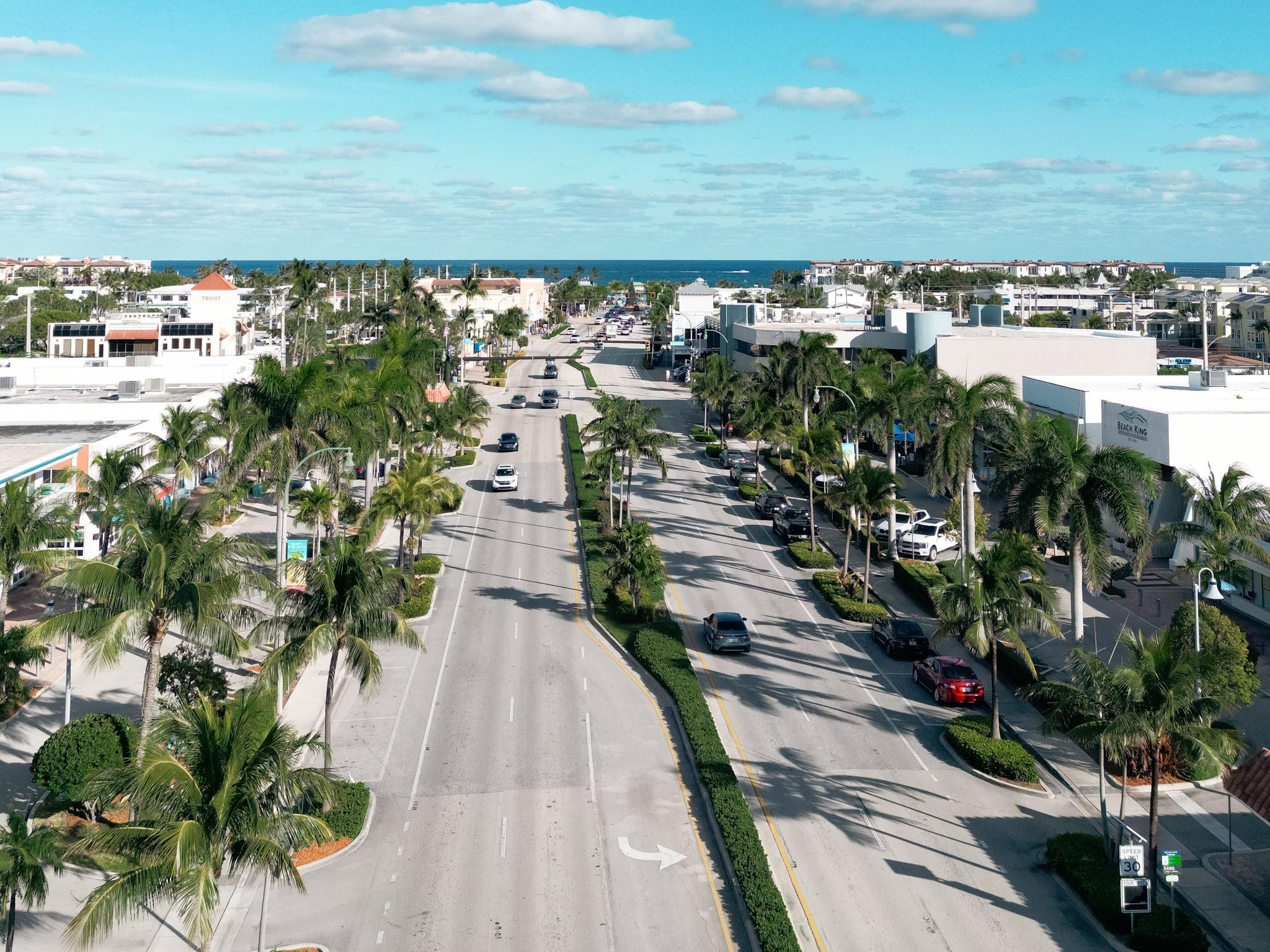 4621 W Tradewinds Avenue, Lauderdale-By-The-Sea