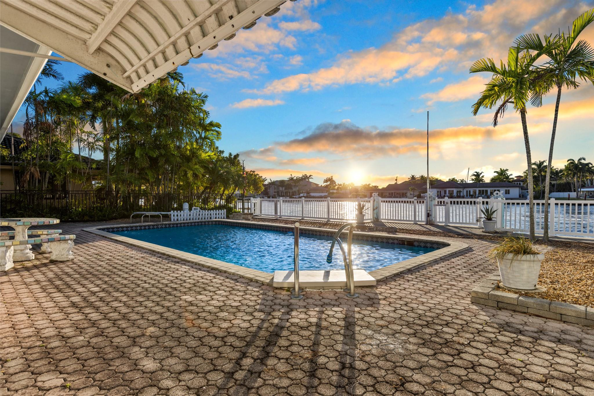 4621 W Tradewinds Avenue, Lauderdale-By-The-Sea