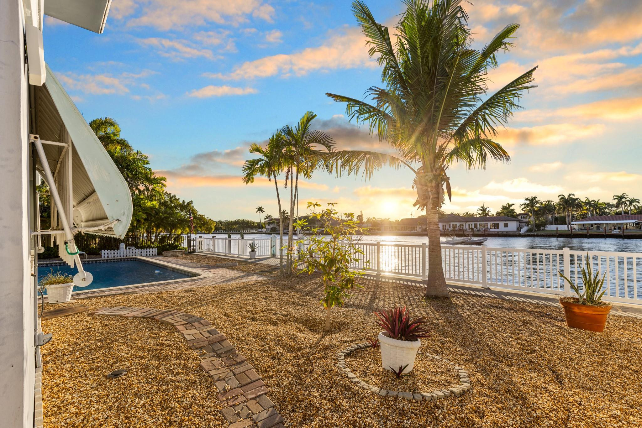 4621 W Tradewinds Avenue, Lauderdale-By-The-Sea