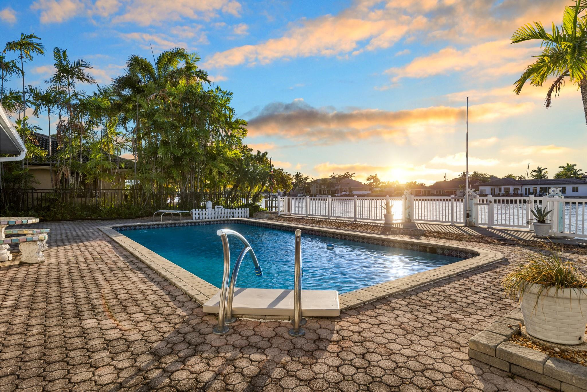 4621 W Tradewinds Avenue, Lauderdale-By-The-Sea