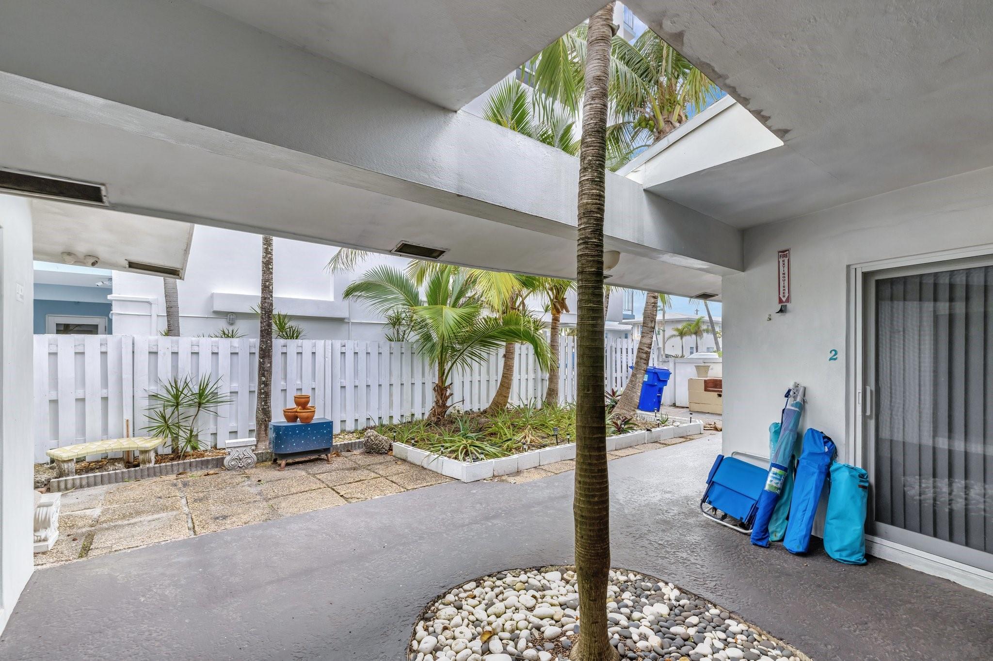 4548 N Ocean 4