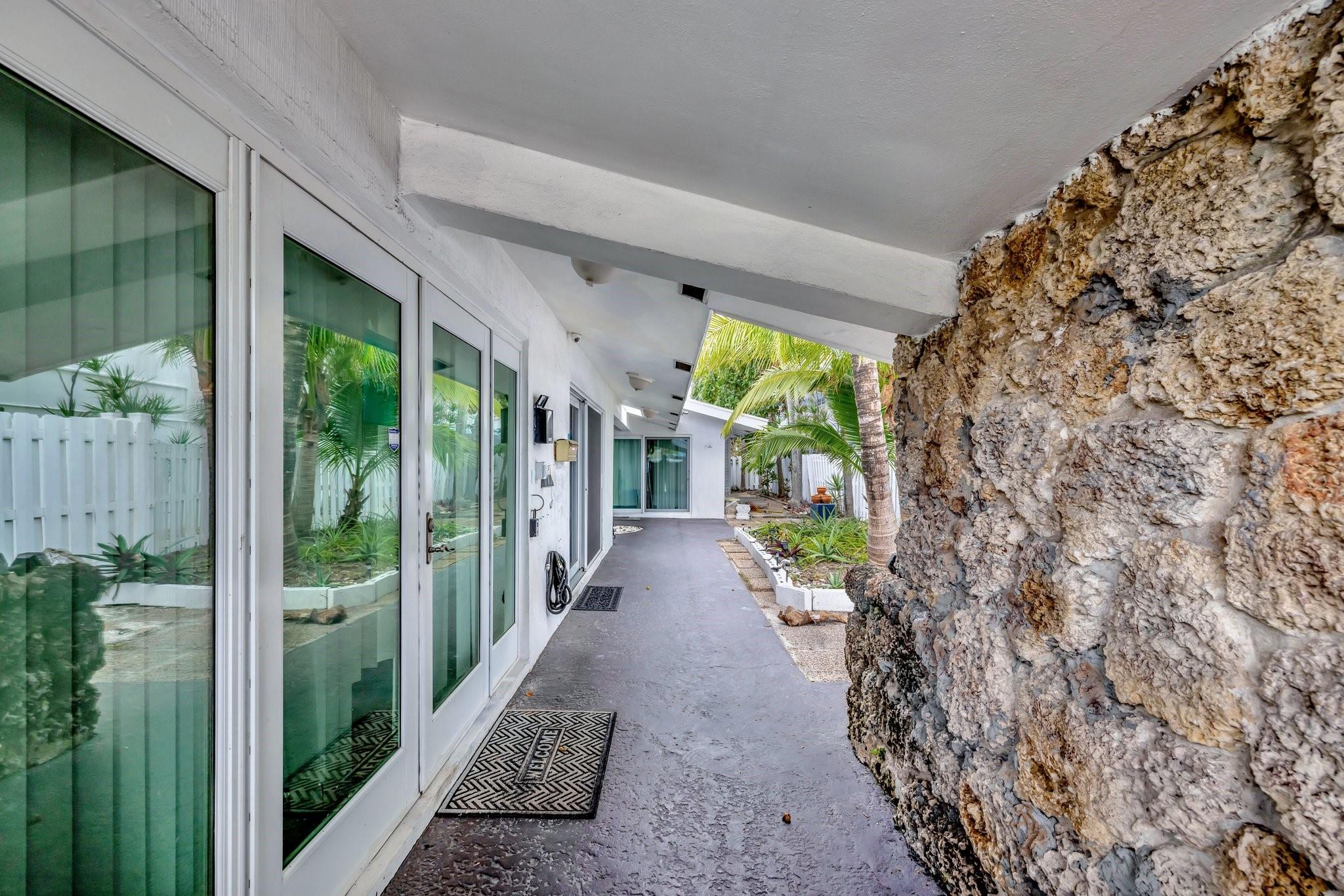 4548 N Ocean 4