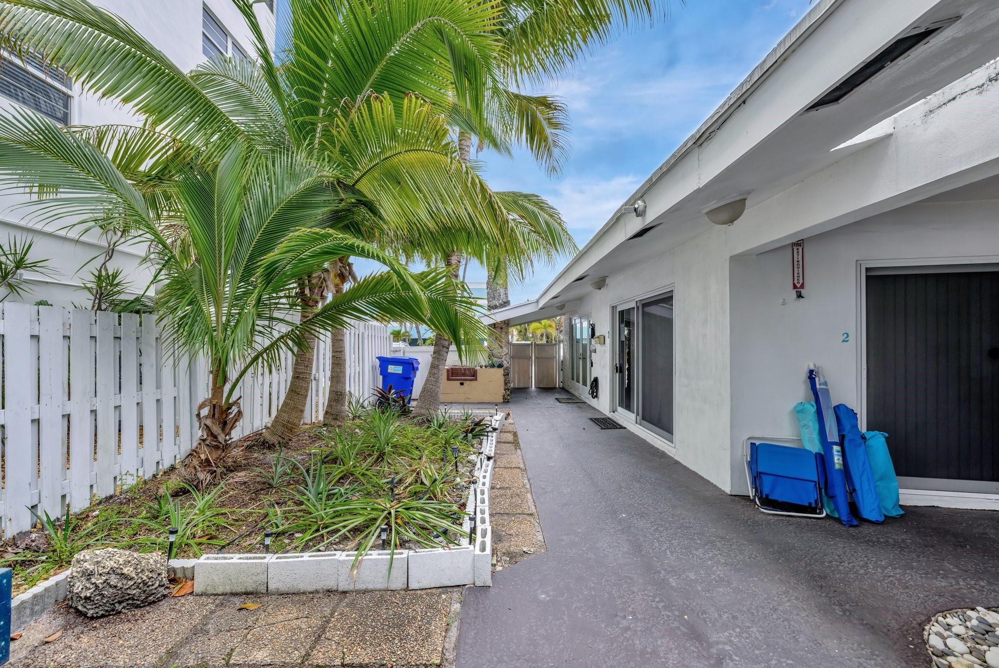 4548 N Ocean 4