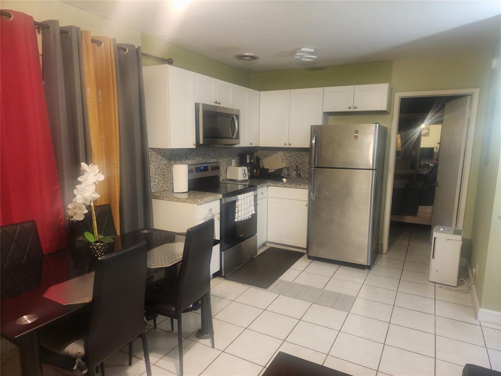 4548 N Ocean 4
