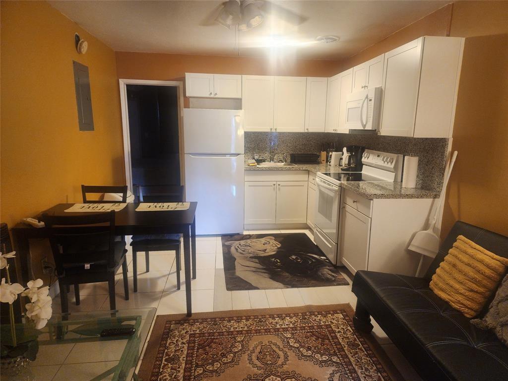 4548 N Ocean 4