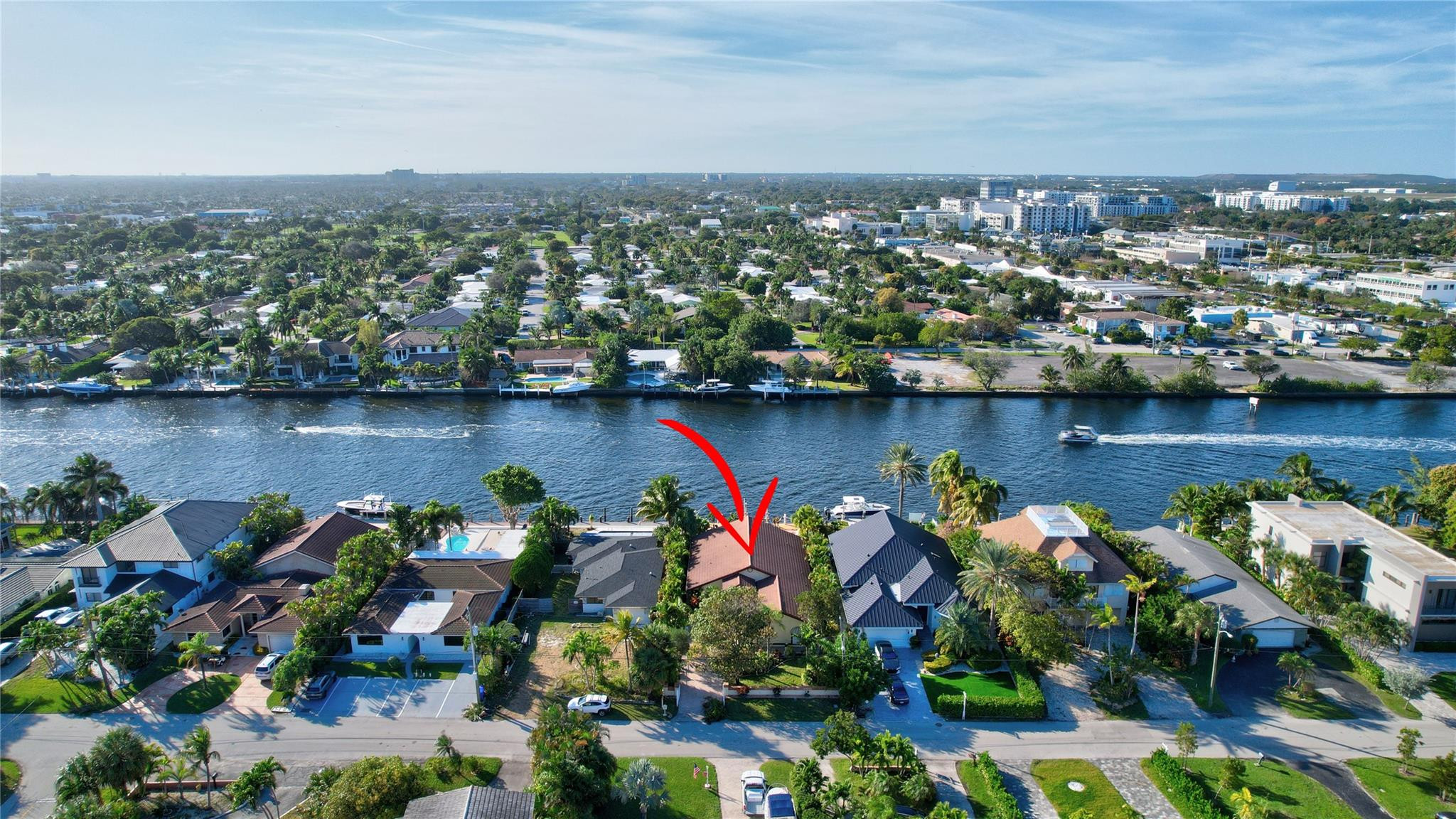 305 S Riverside Dr