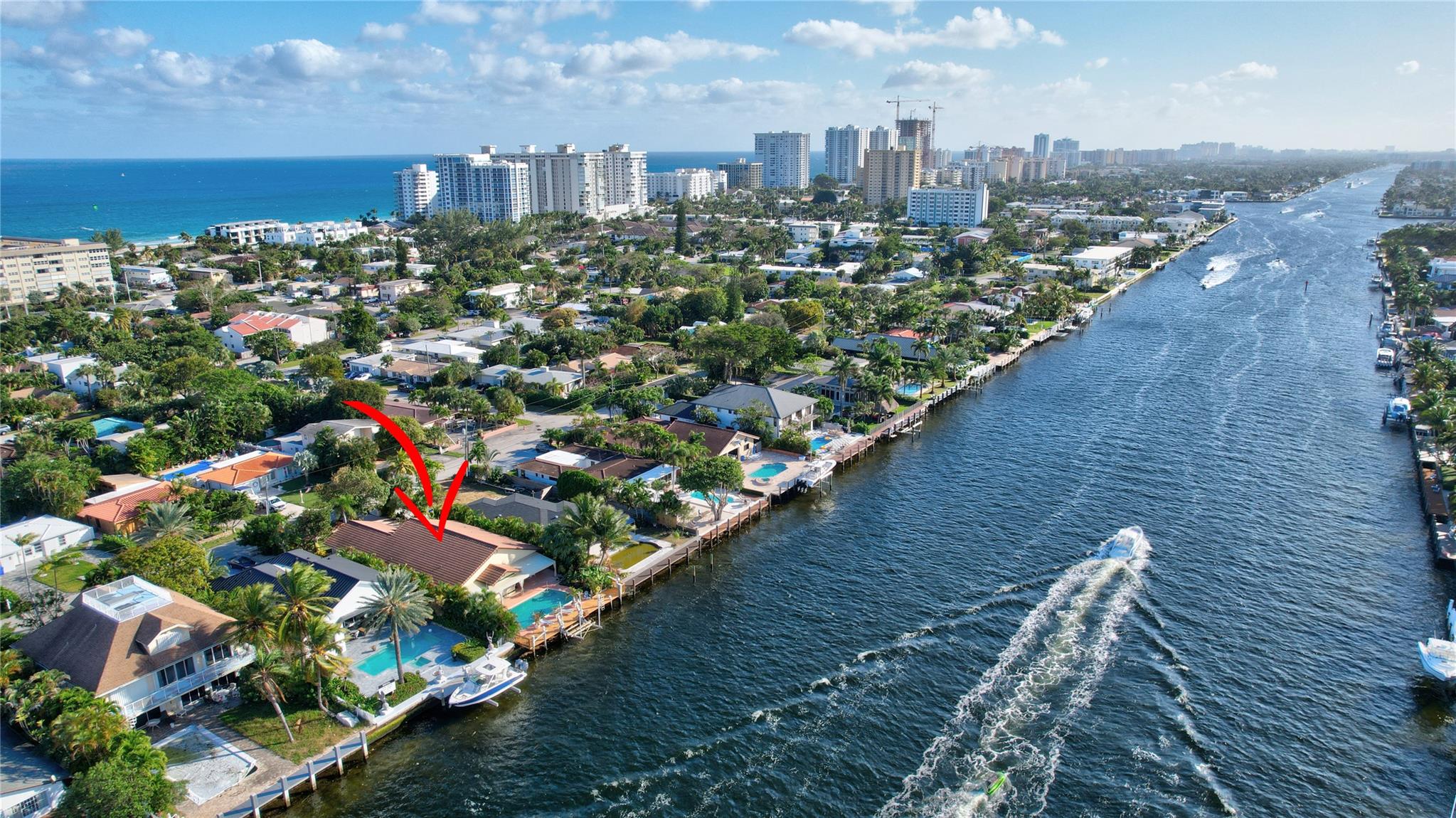 305 S Riverside Dr