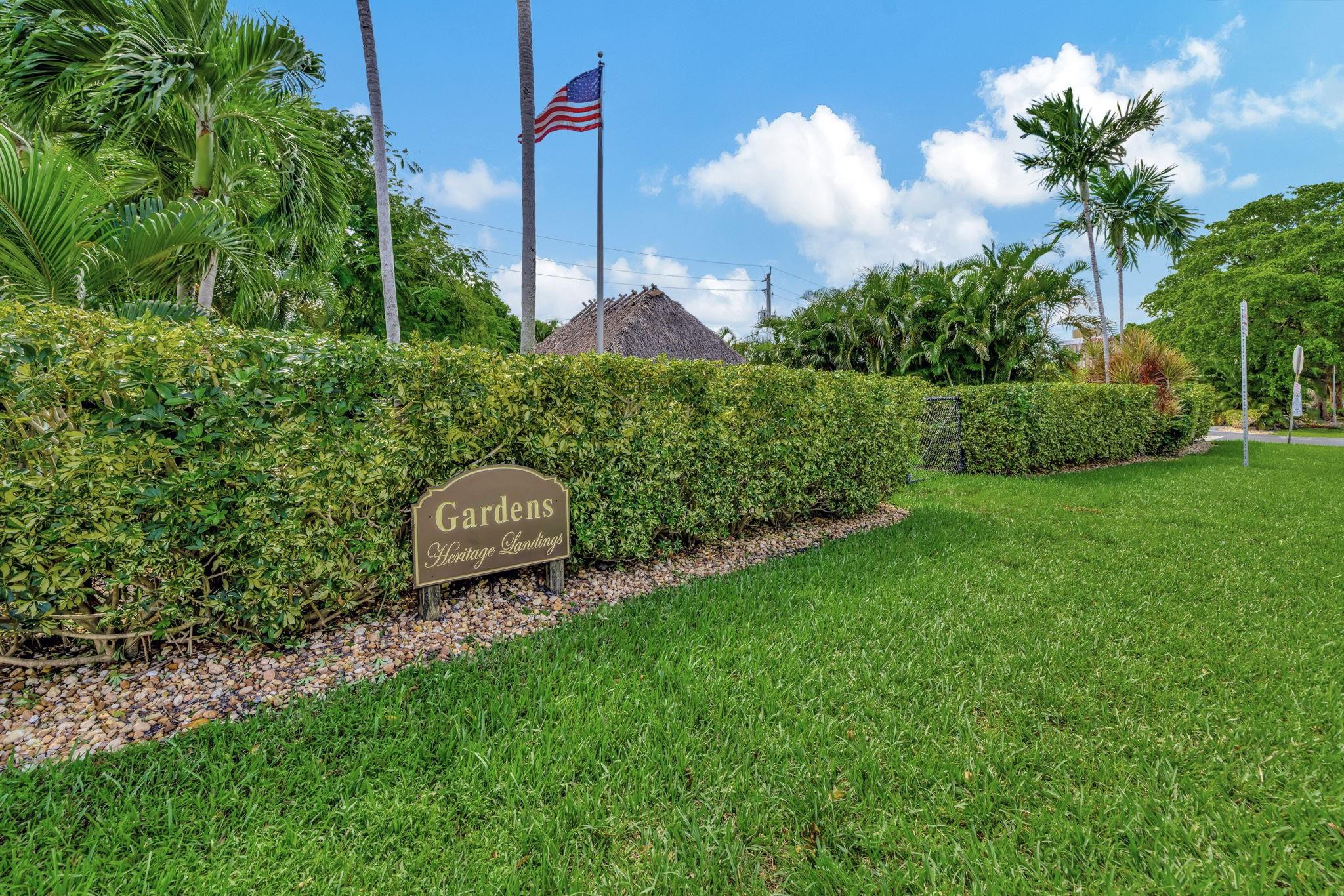 3111 NE 51st St 206C