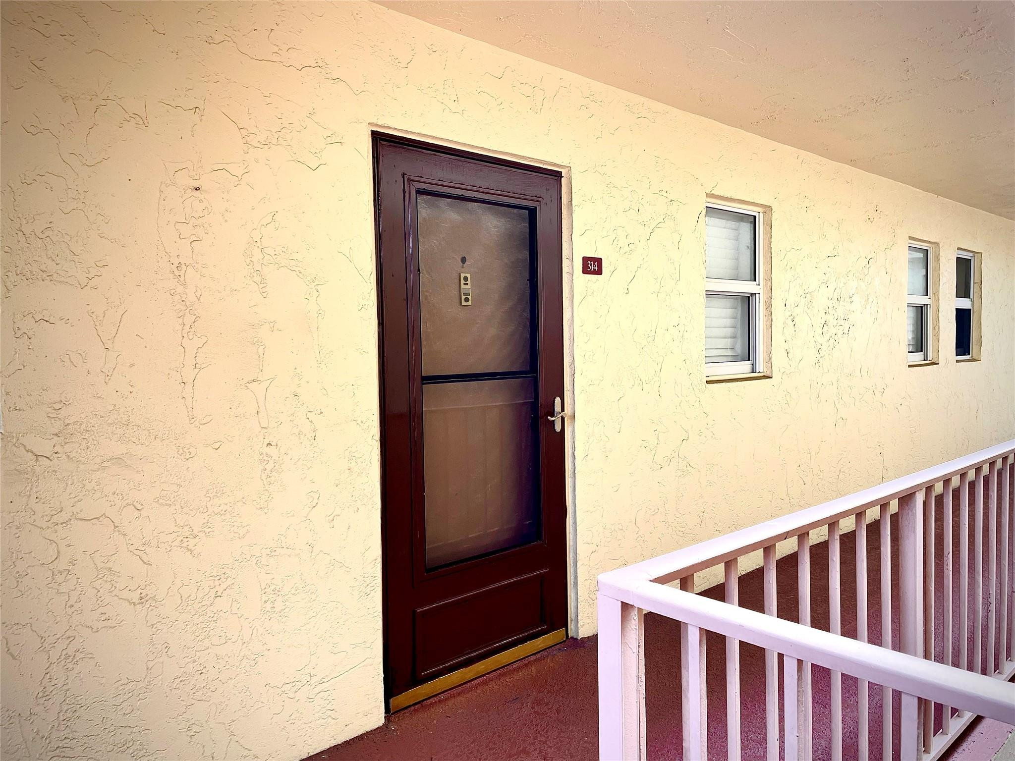 4629 Poinciana Street 314, Lauderdale-By-The-Sea Unit: 314