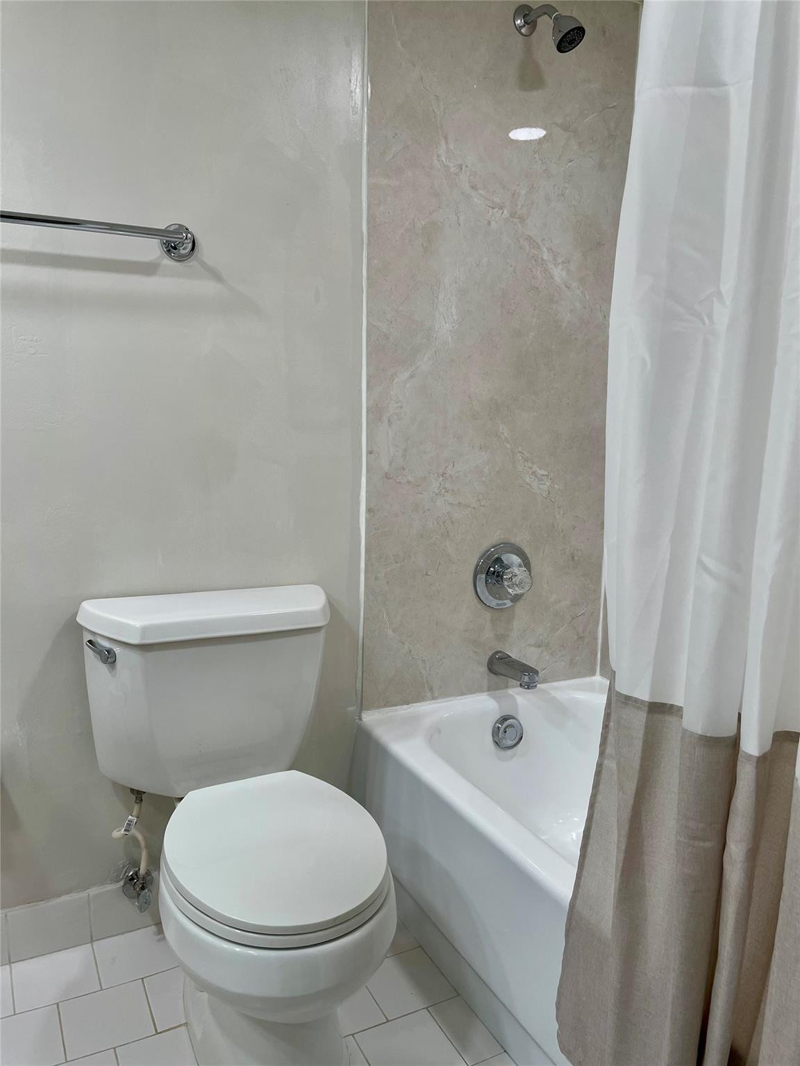 4629 Poinciana Street 314, Lauderdale-By-The-Sea Unit: 314