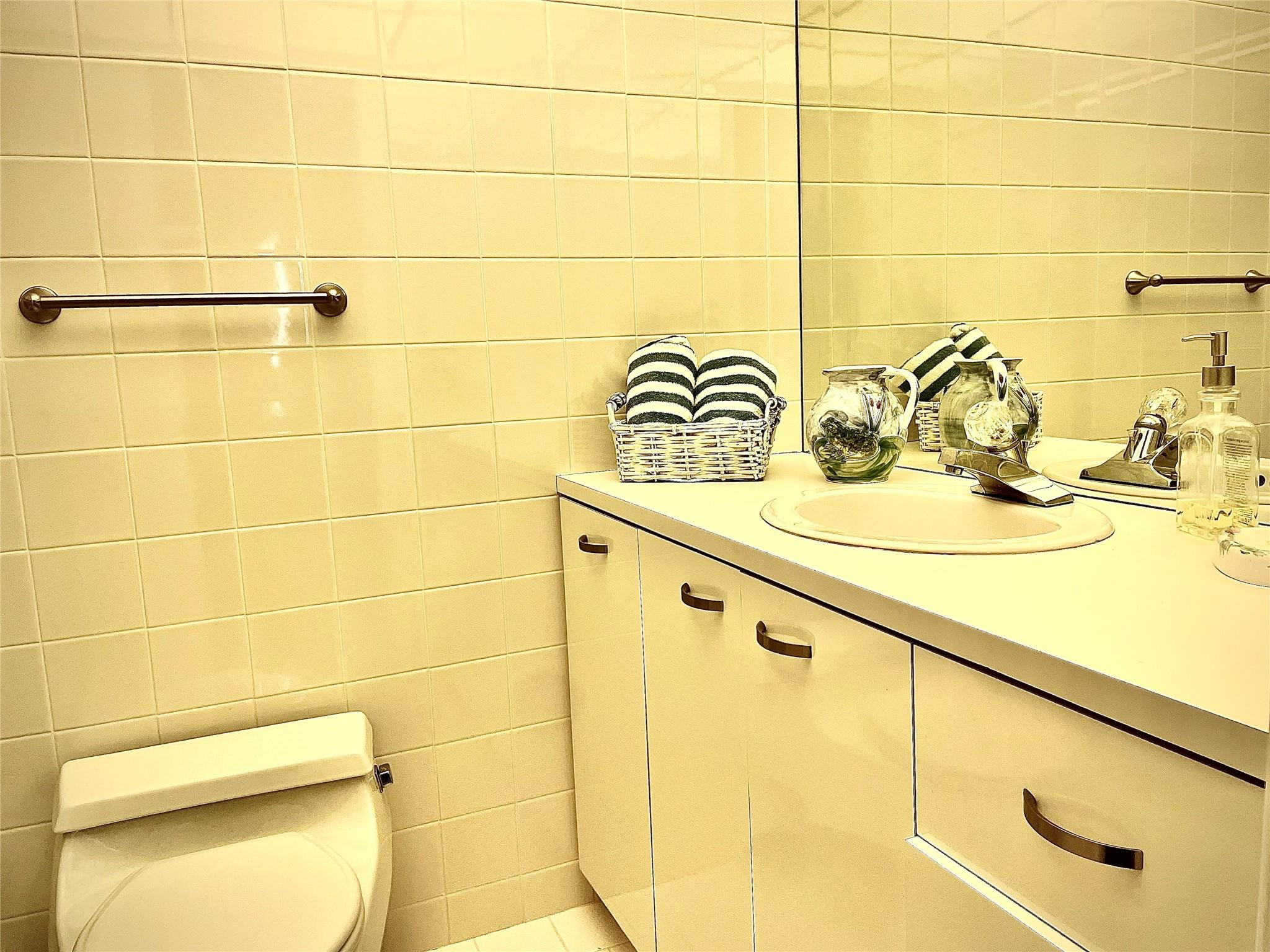 4629 Poinciana Street 314, Lauderdale-By-The-Sea Unit: 314