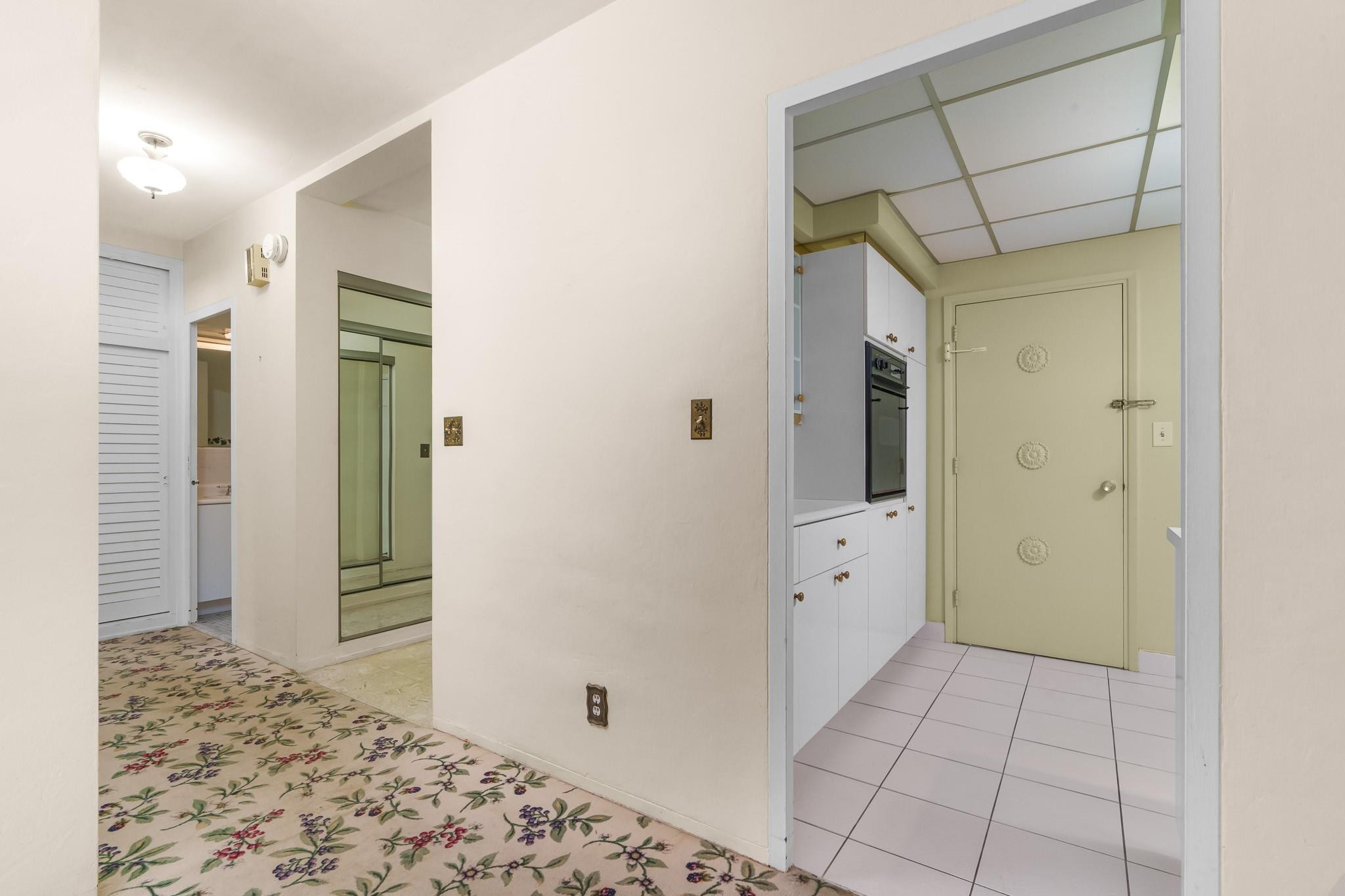 3233 NE 34th Street 212A