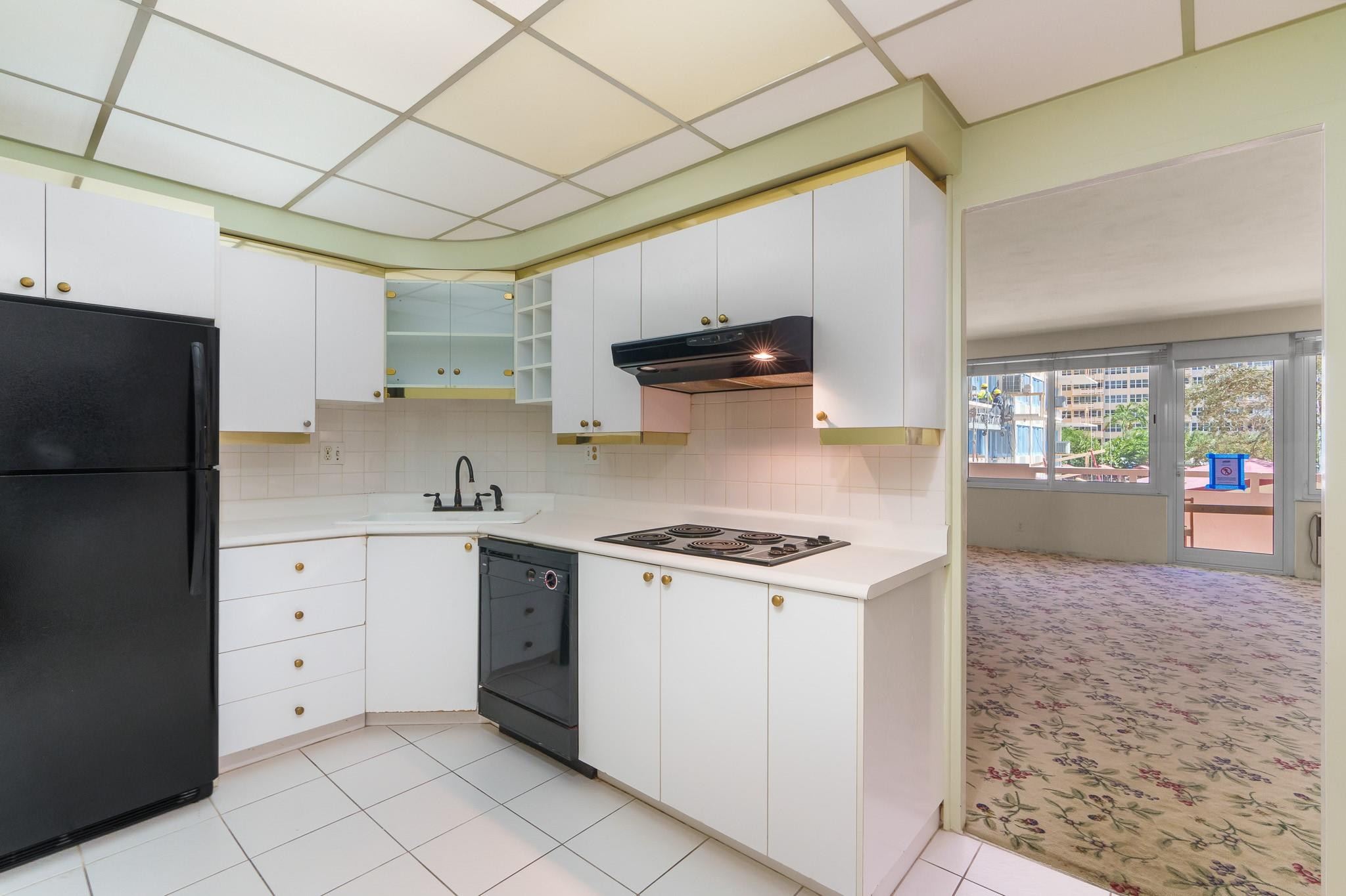 3233 NE 34th Street 212A