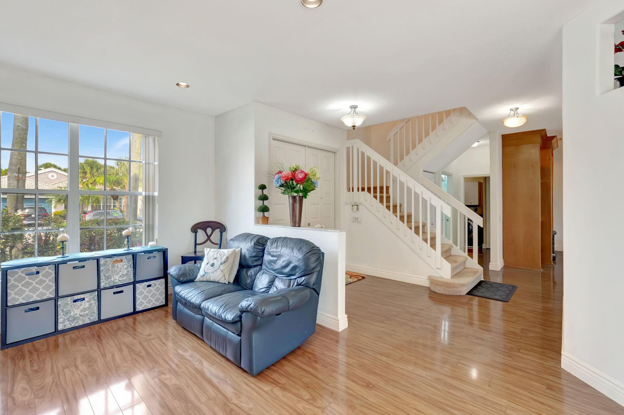 3876 Providence Rd