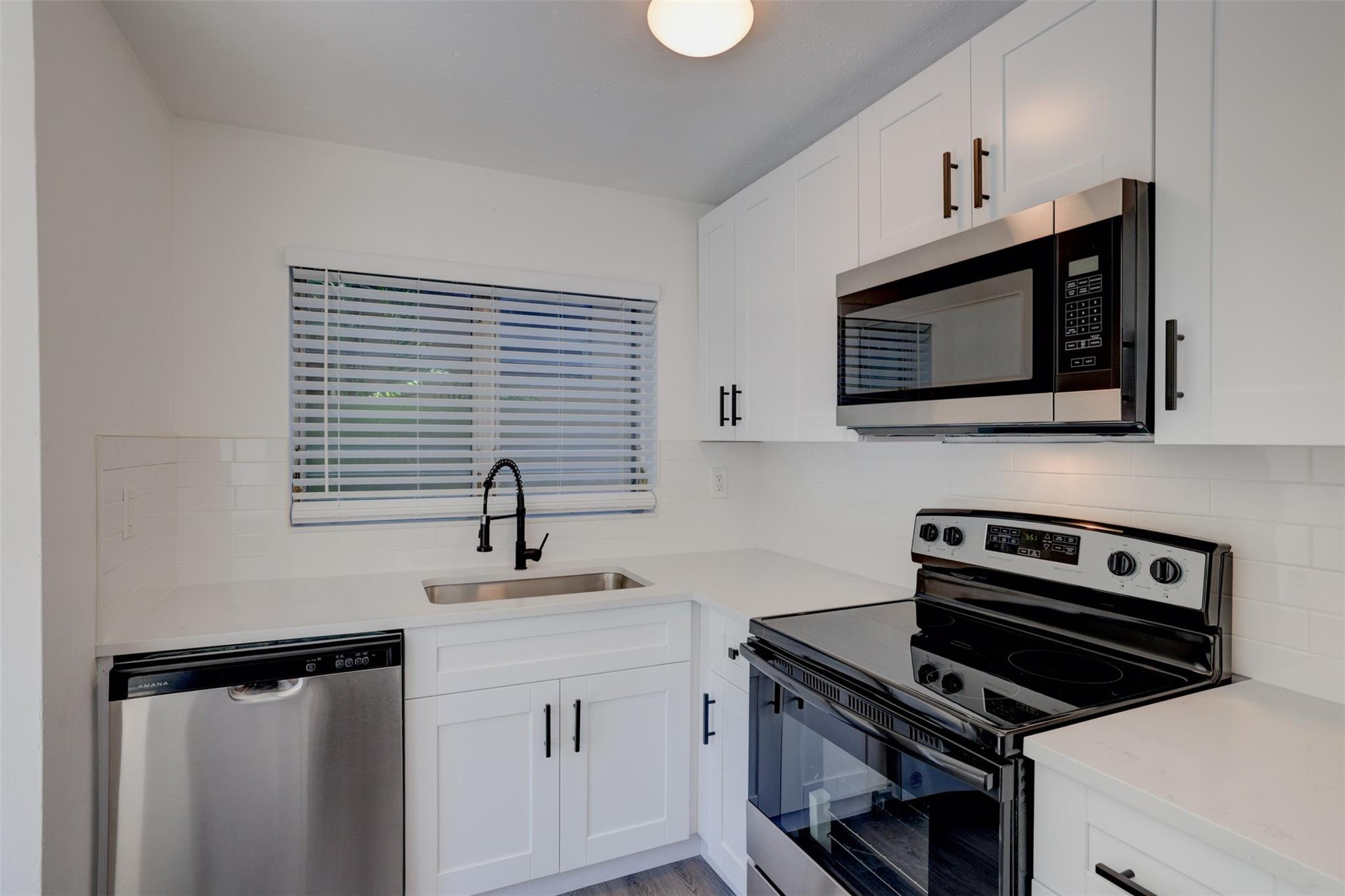 4609 Bougainvilla Dr