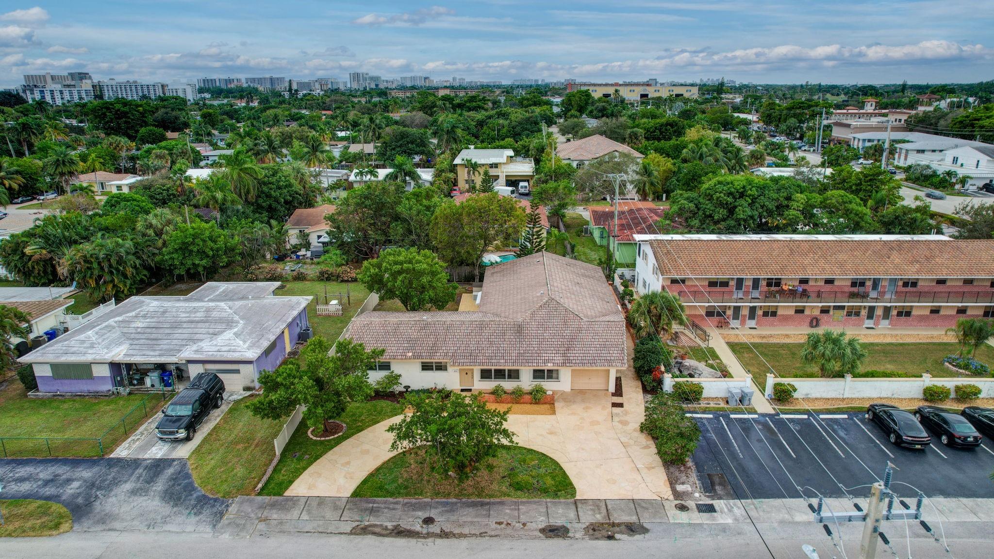 2500 NE 22nd Ct