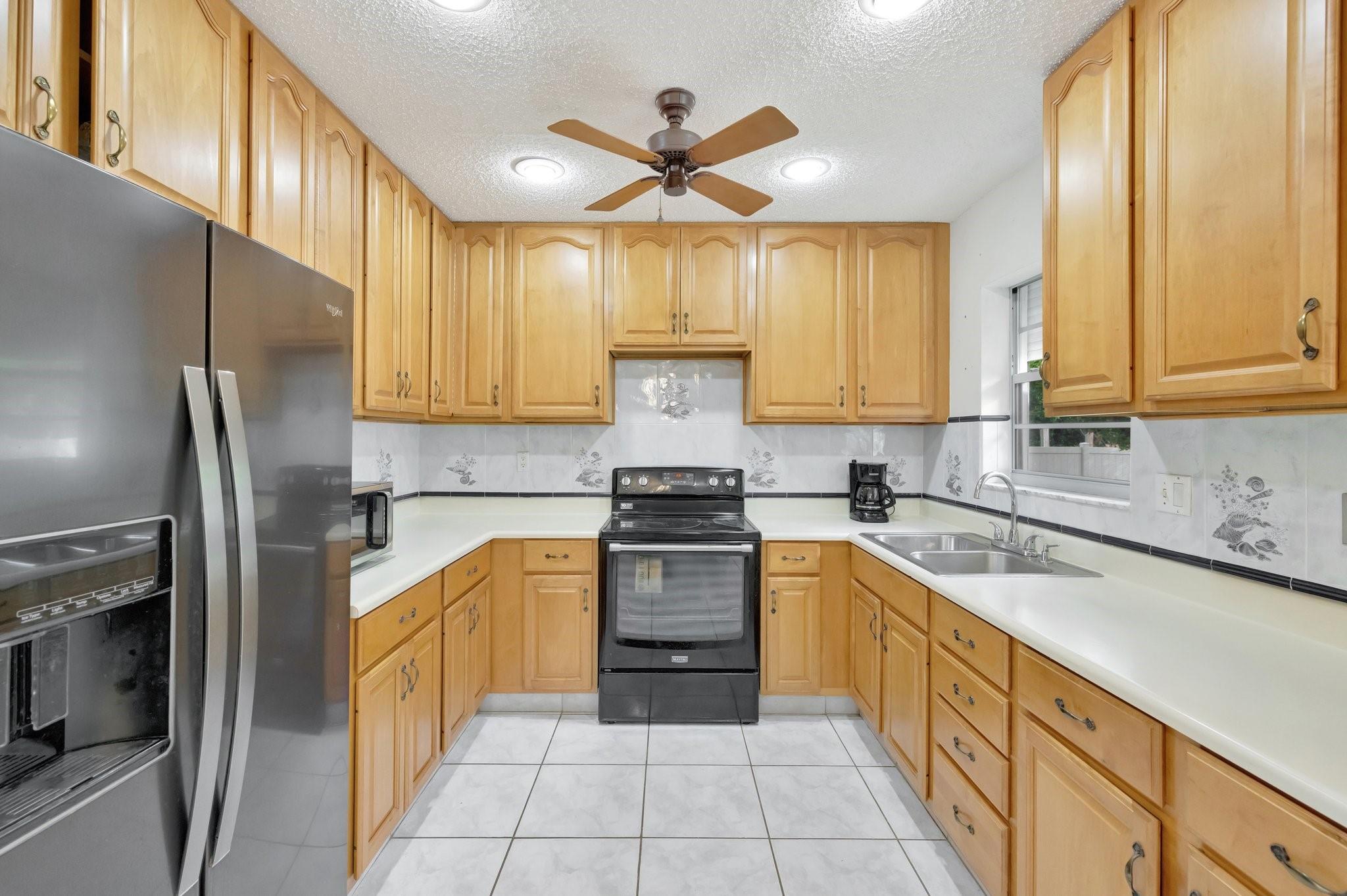 2500 NE 22nd Ct