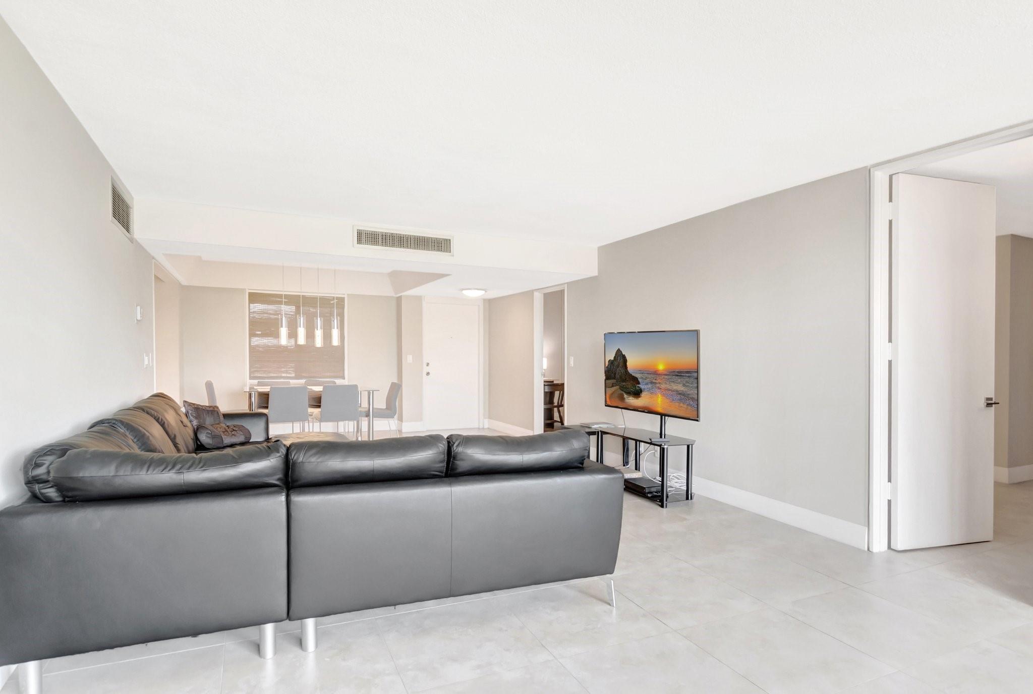 501 SW 11th Pl 403
