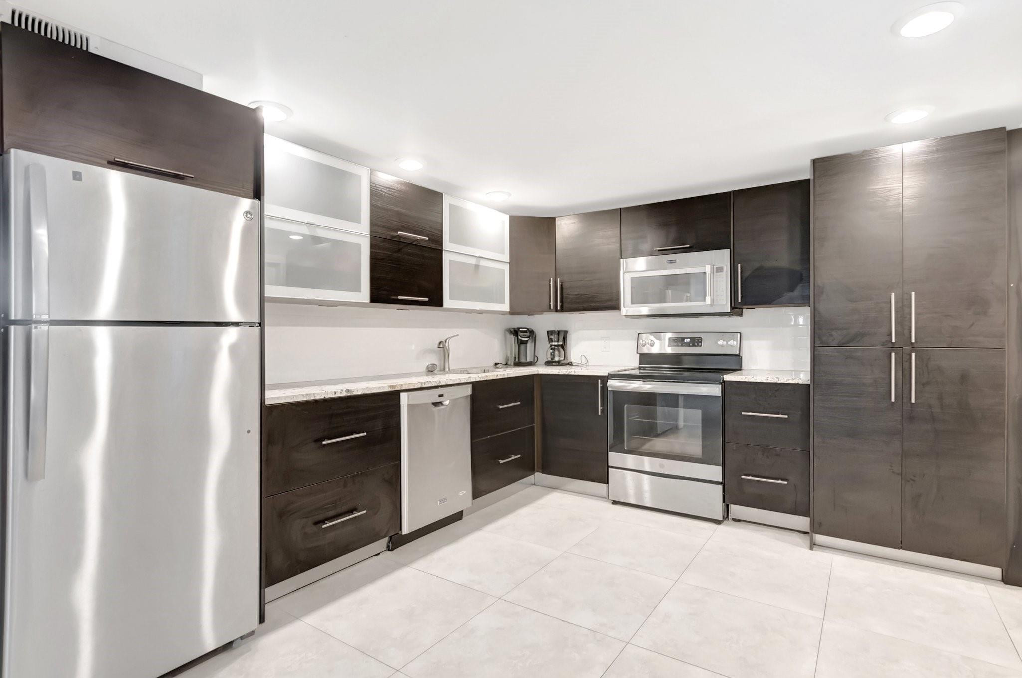501 SW 11th Pl 403