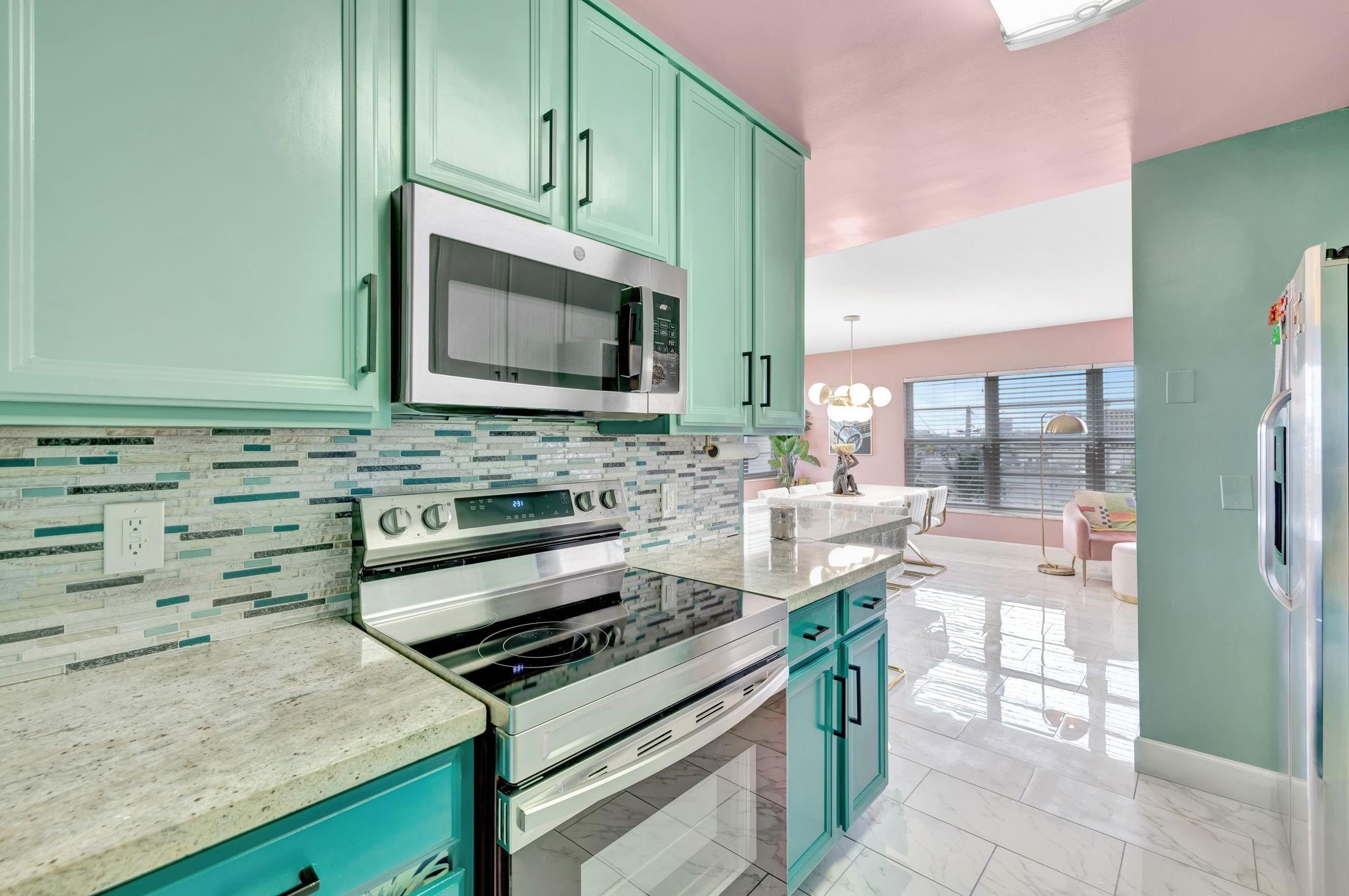 5100 Dupont Blvd 5M